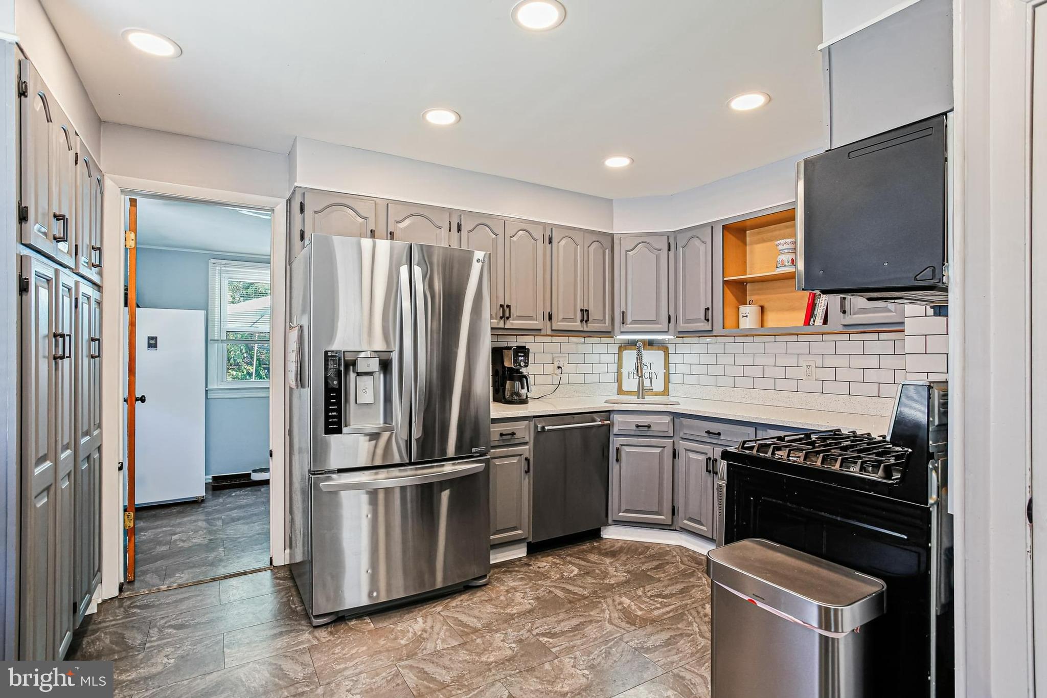 WILLOW SPRING PARK - Residential