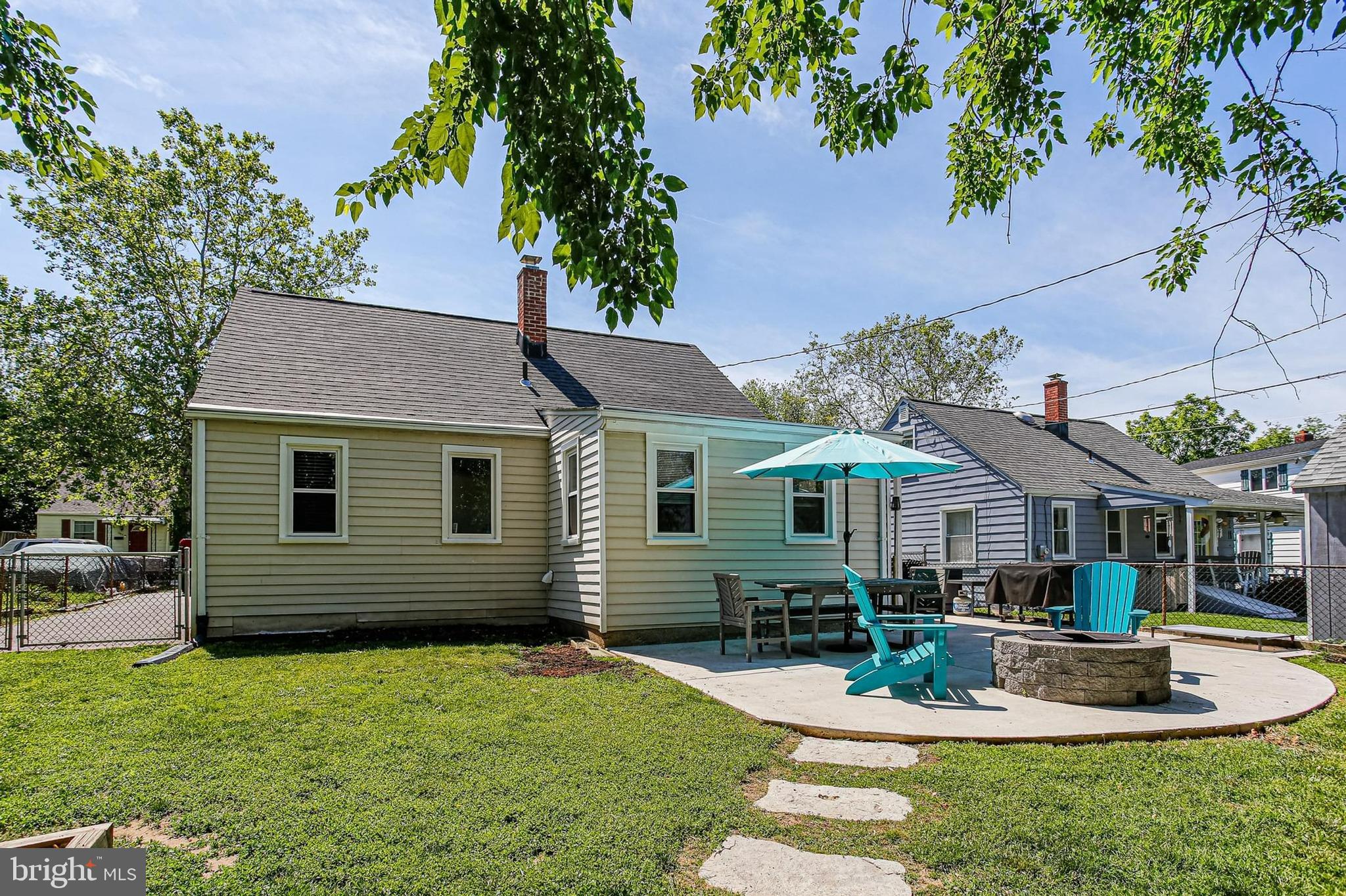 WILLOW SPRING PARK - Residential