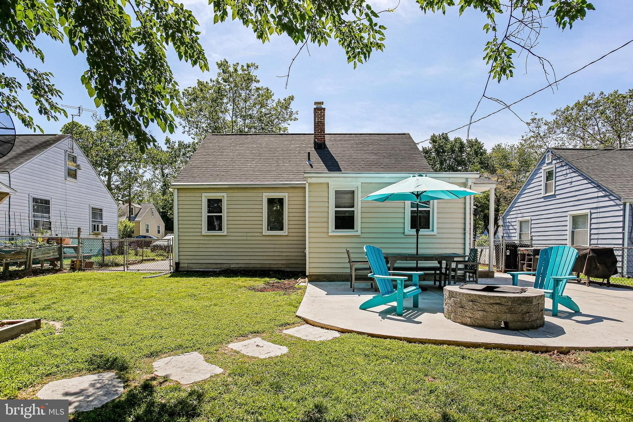 WILLOW SPRING PARK - Residential