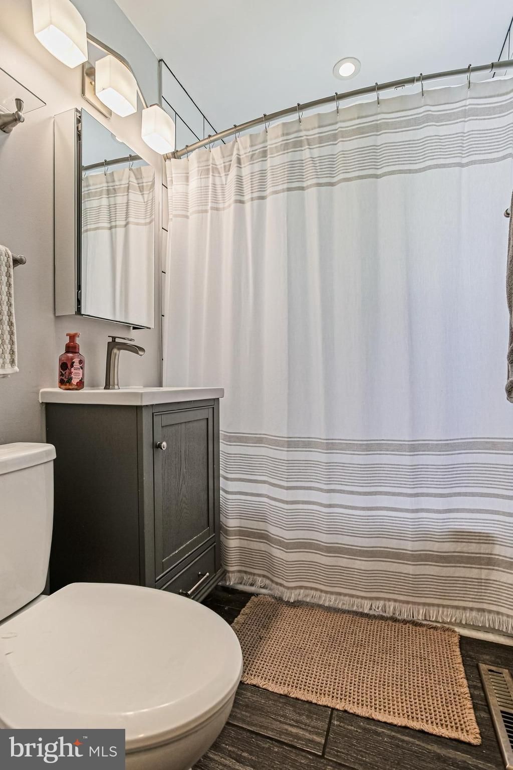 WILLOW SPRING PARK - Residential