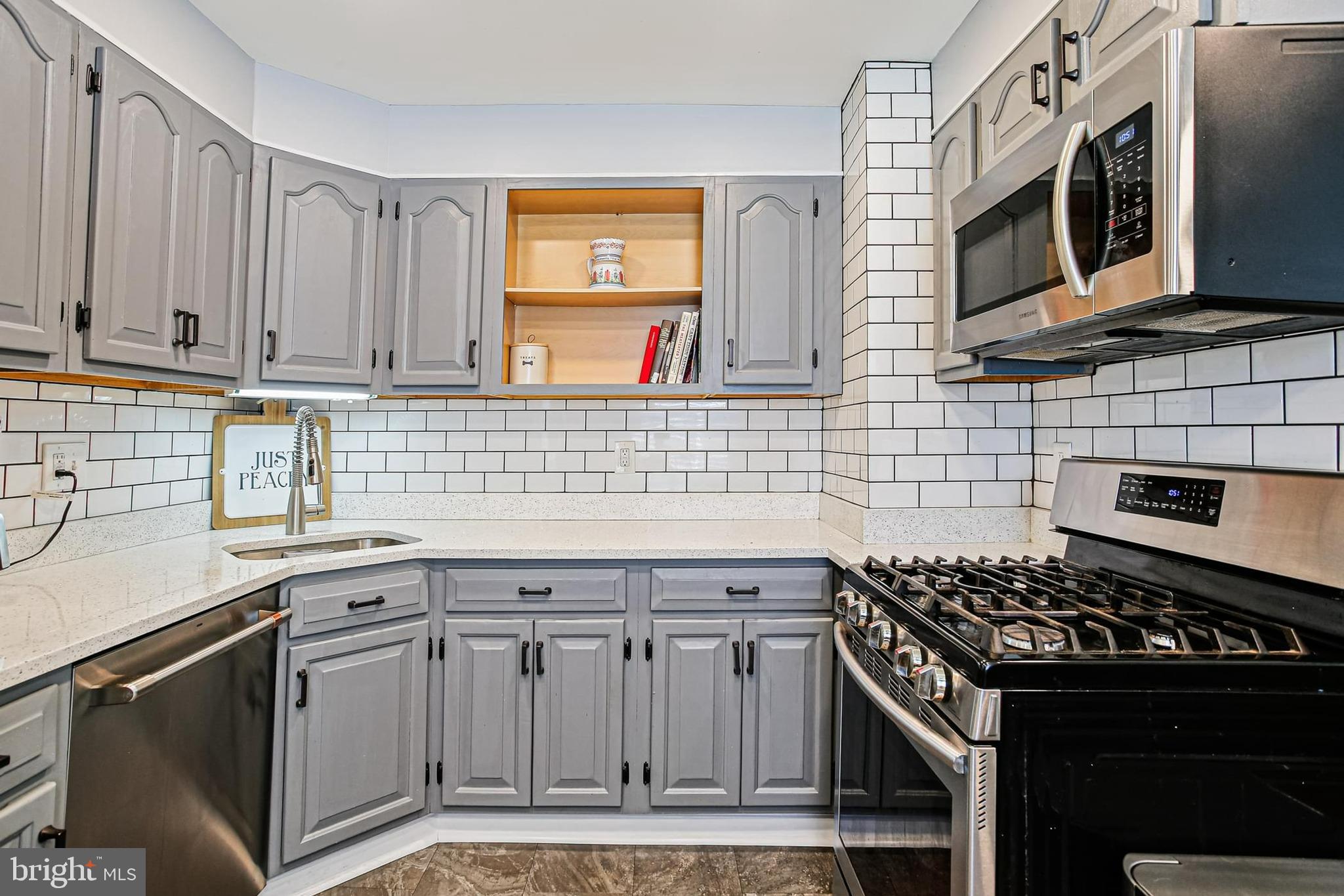 WILLOW SPRING PARK - Residential