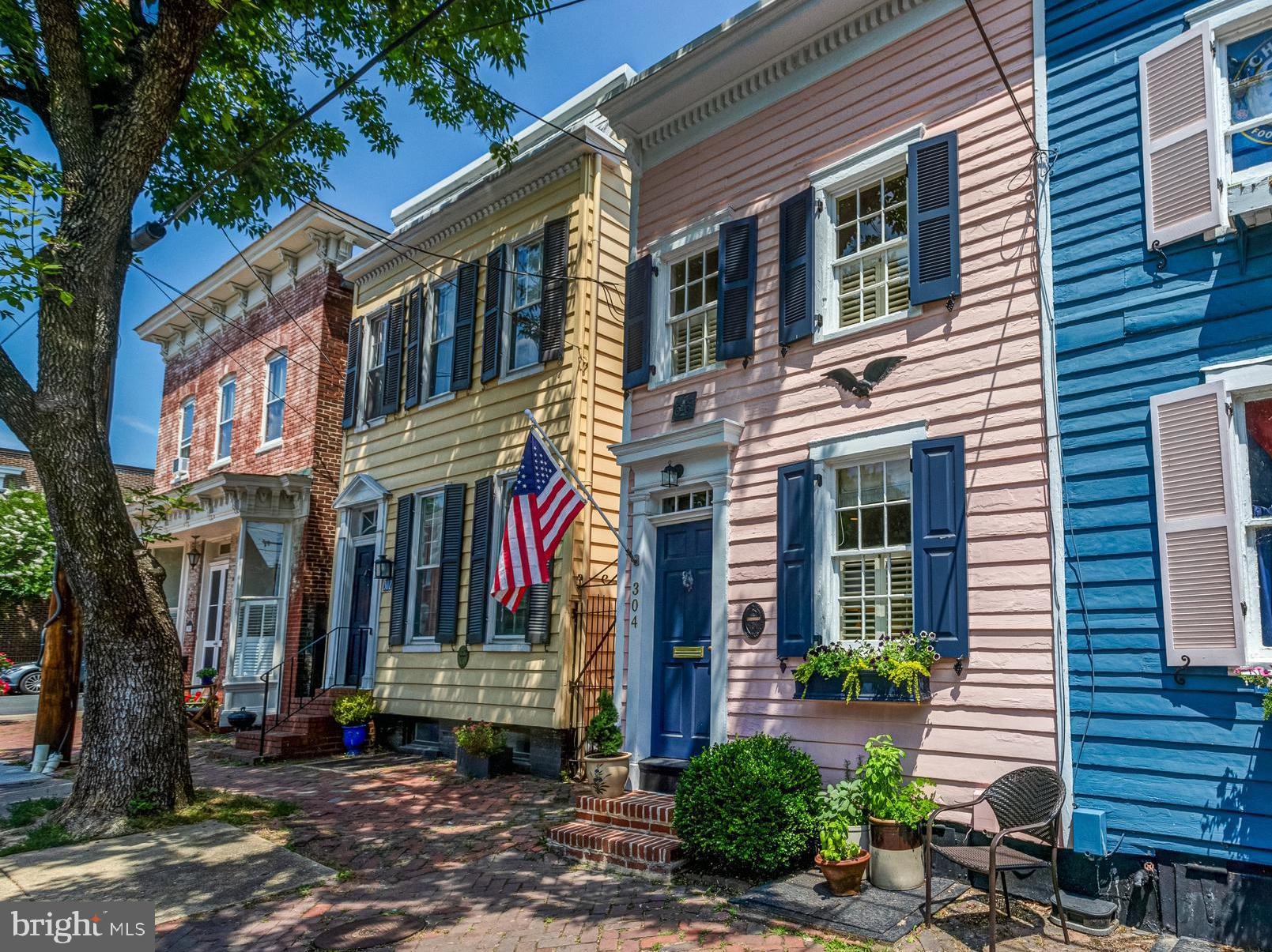 OLD TOWN ALEXANDRIA - Residential