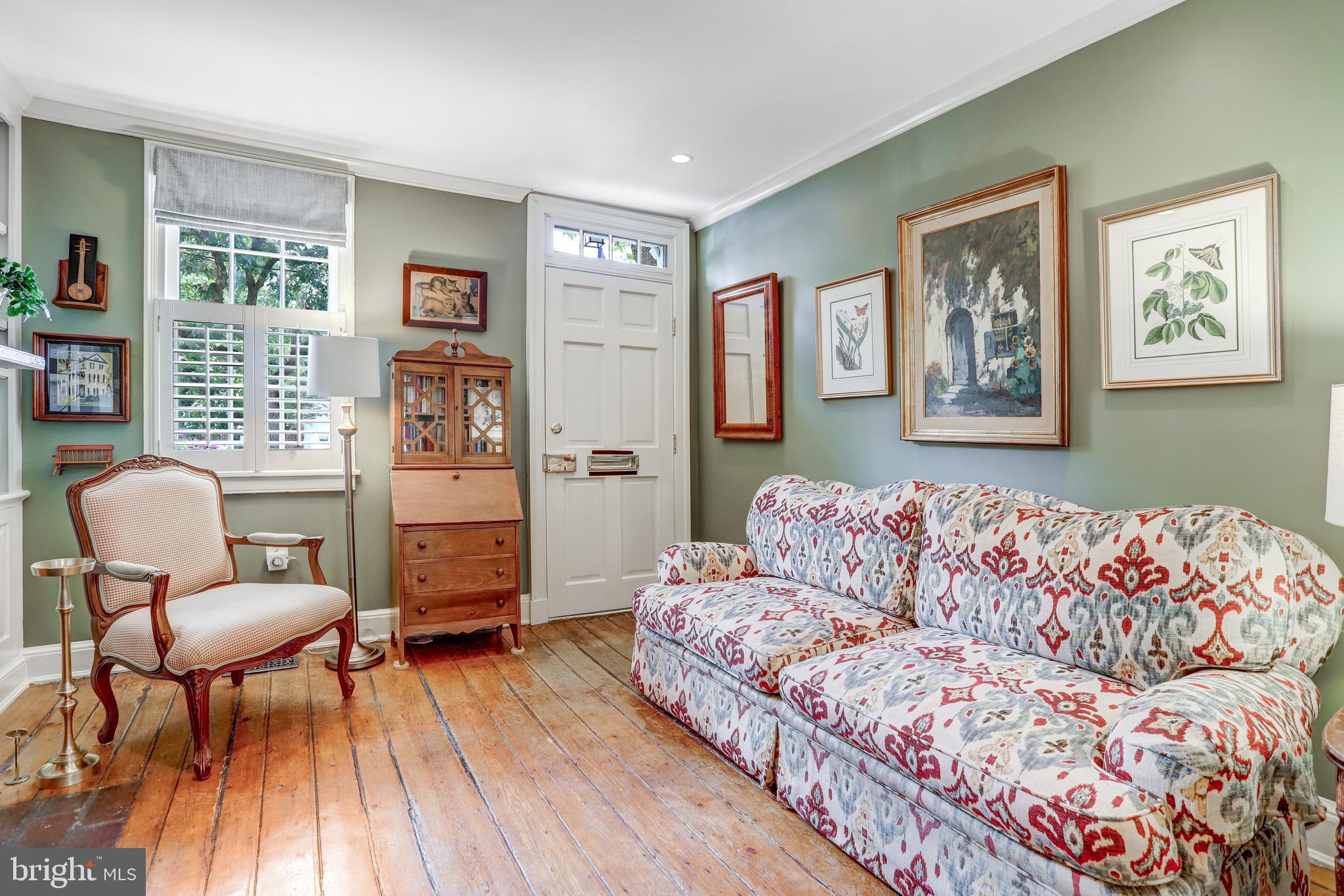 OLD TOWN ALEXANDRIA - Residential