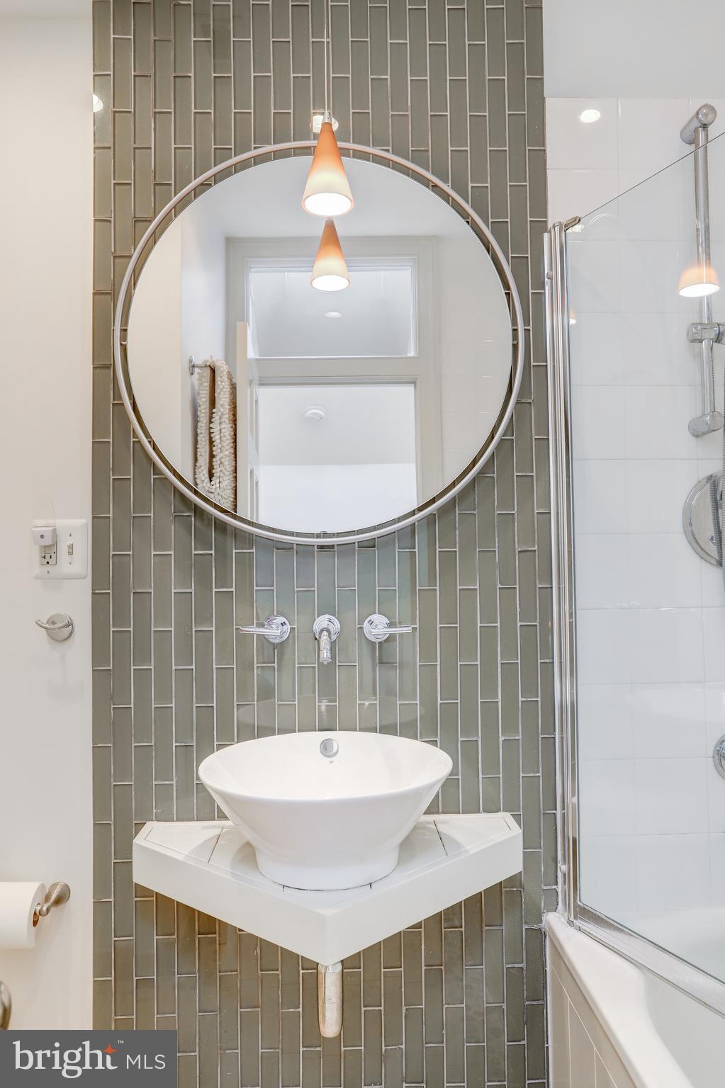 OLD TOWN ALEXANDRIA - Residential