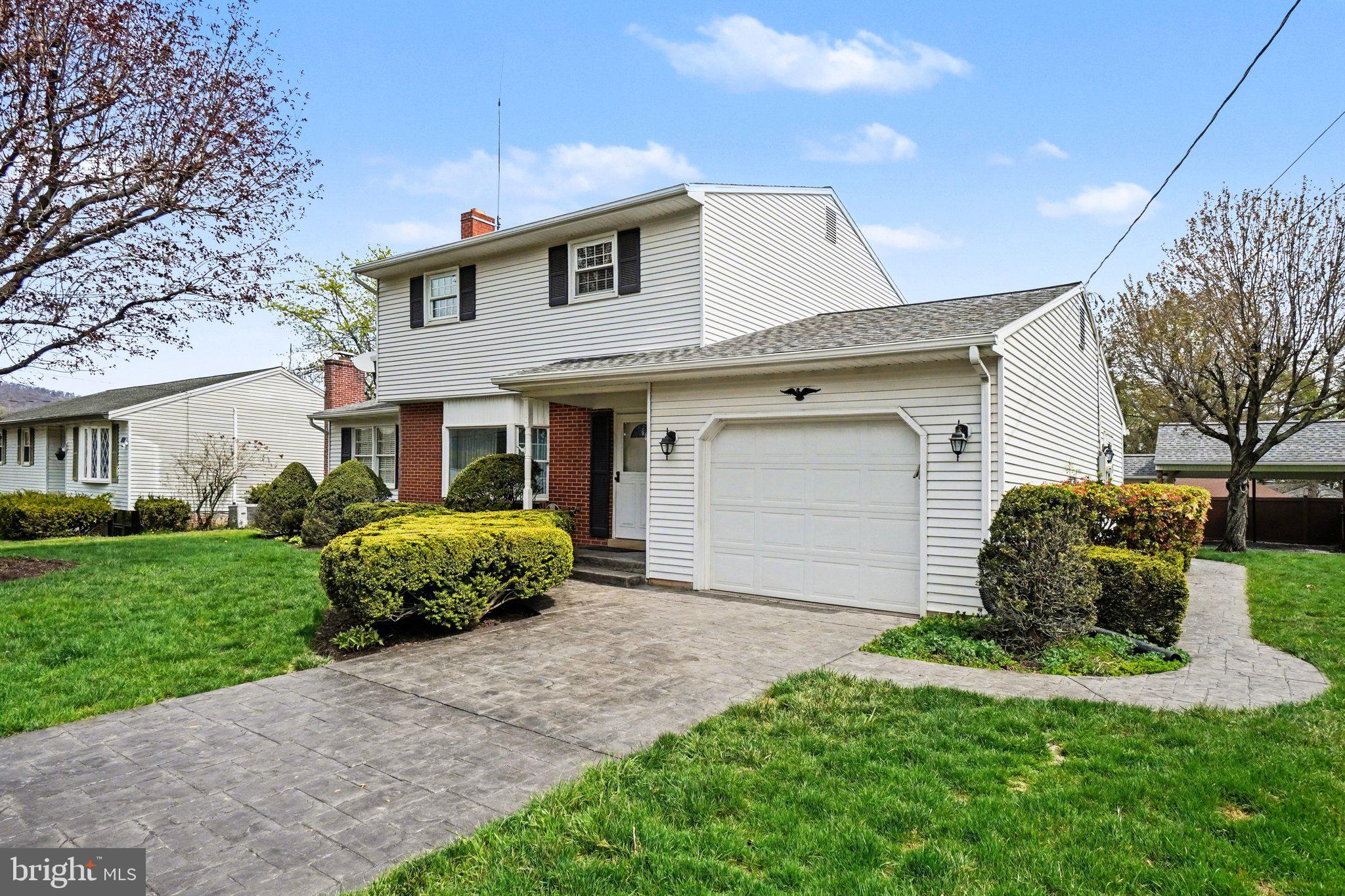 PENN HEIGHTS - Residential