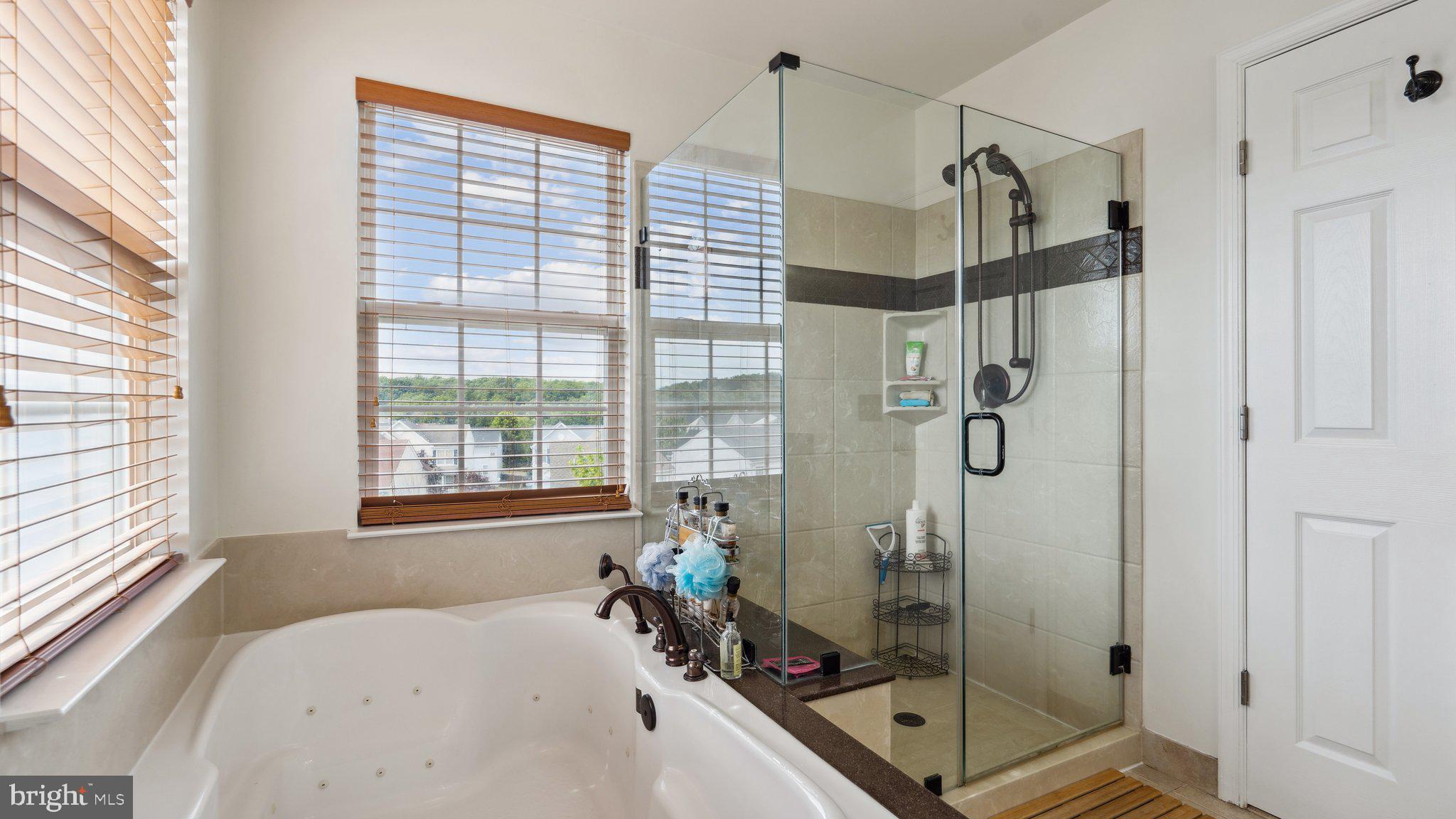 APPLE GROVE - Residential