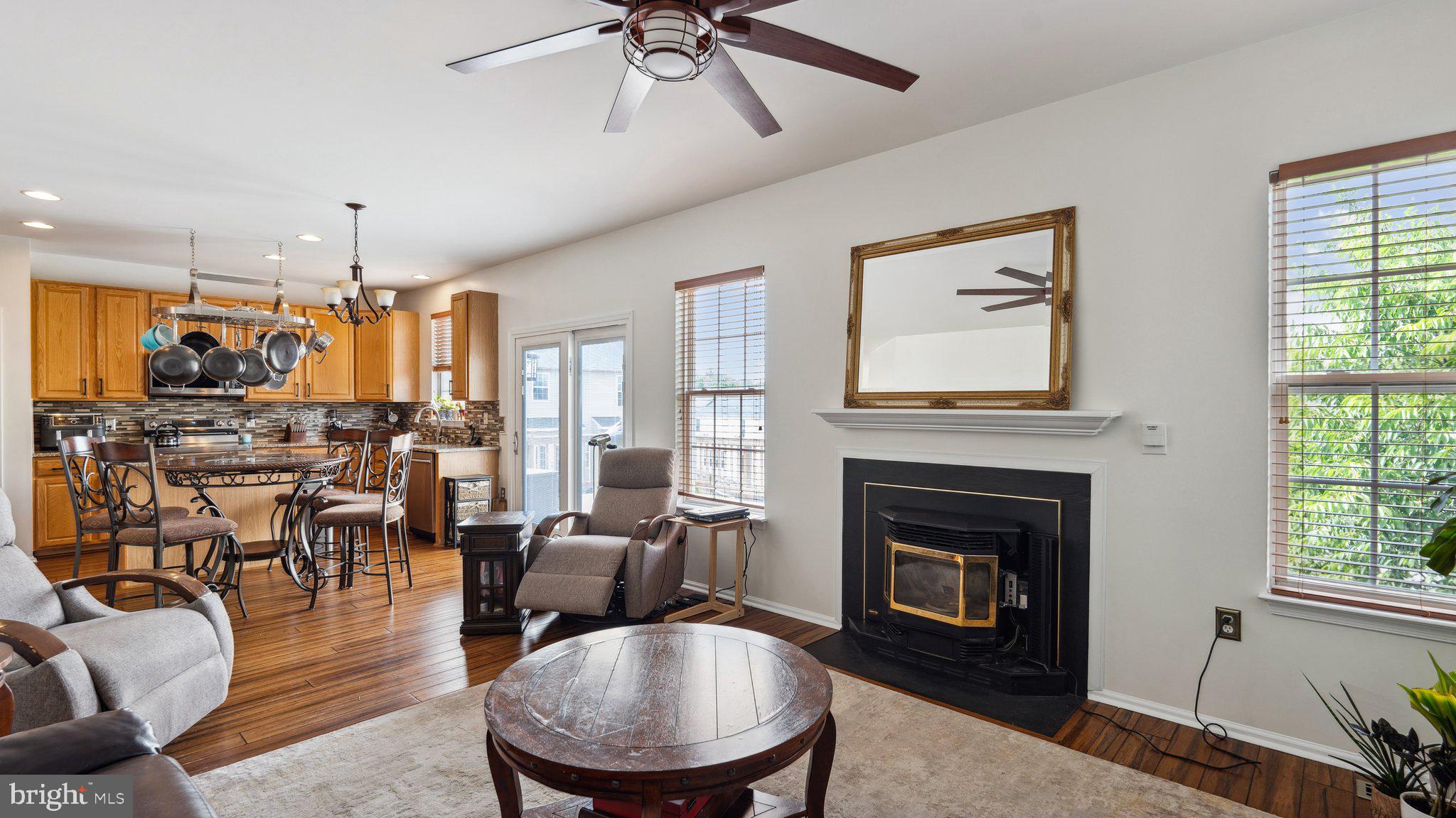 APPLE GROVE - Residential