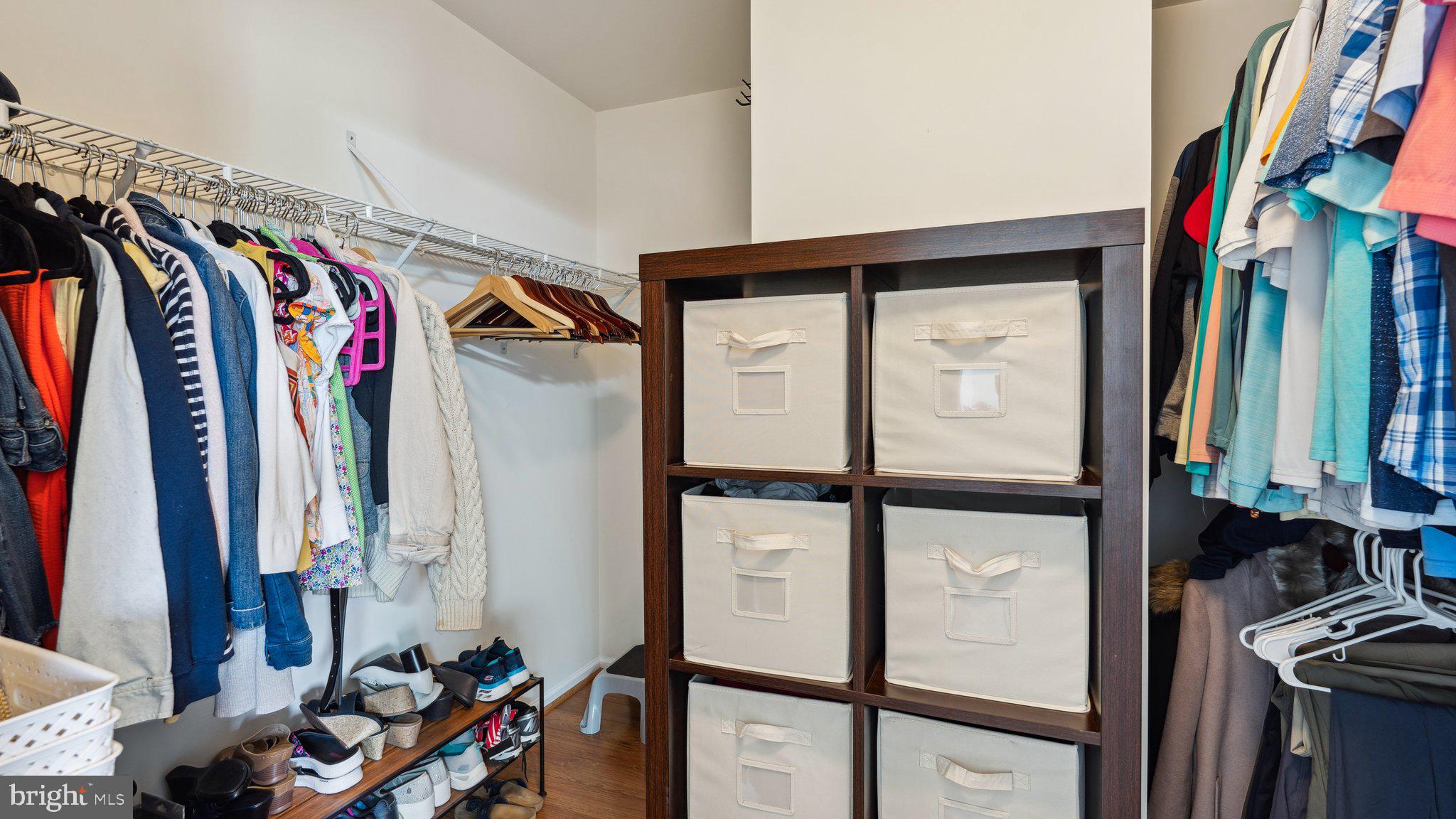 APPLE GROVE - Residential