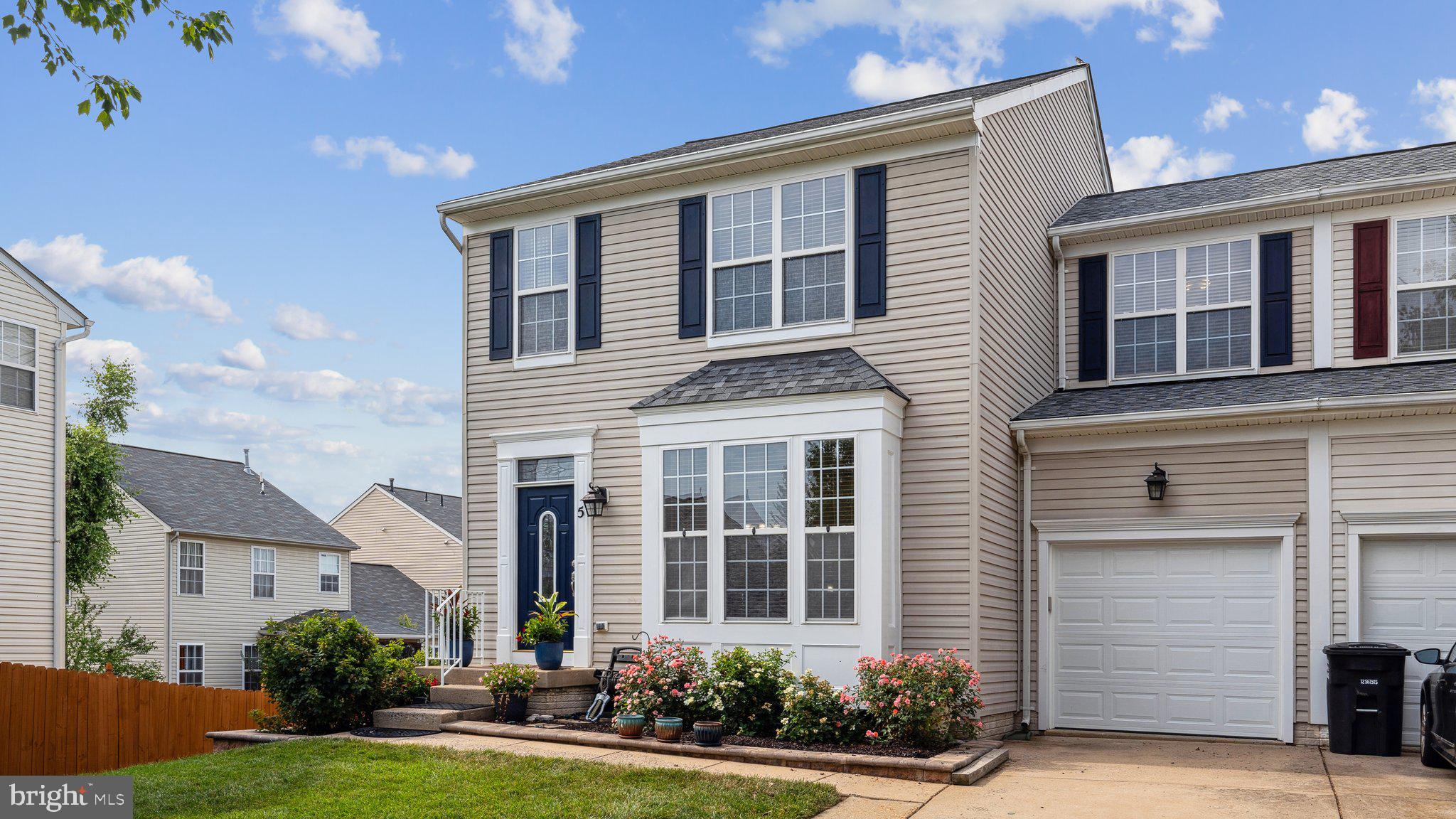 APPLE GROVE - Residential