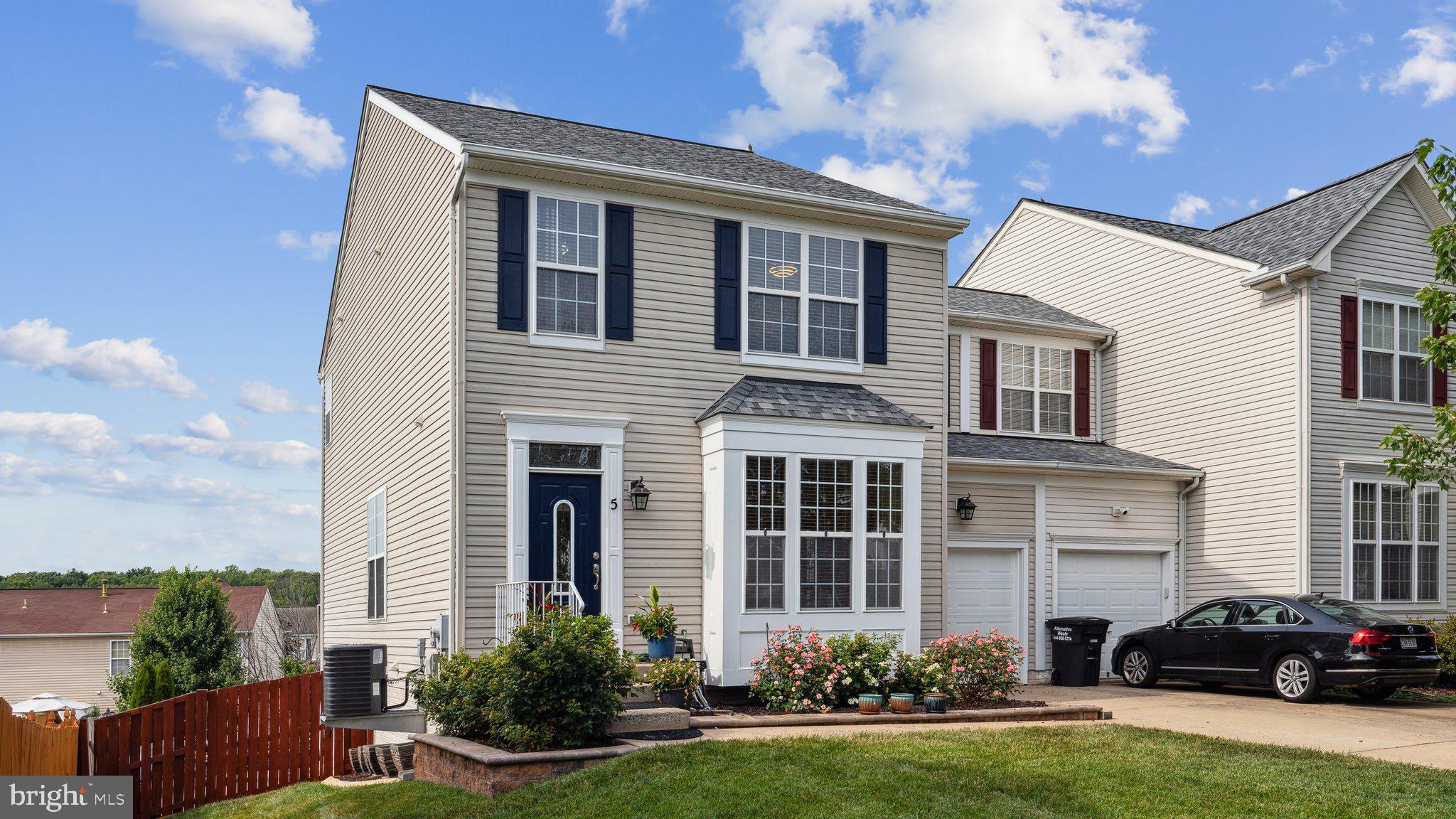 APPLE GROVE - Residential