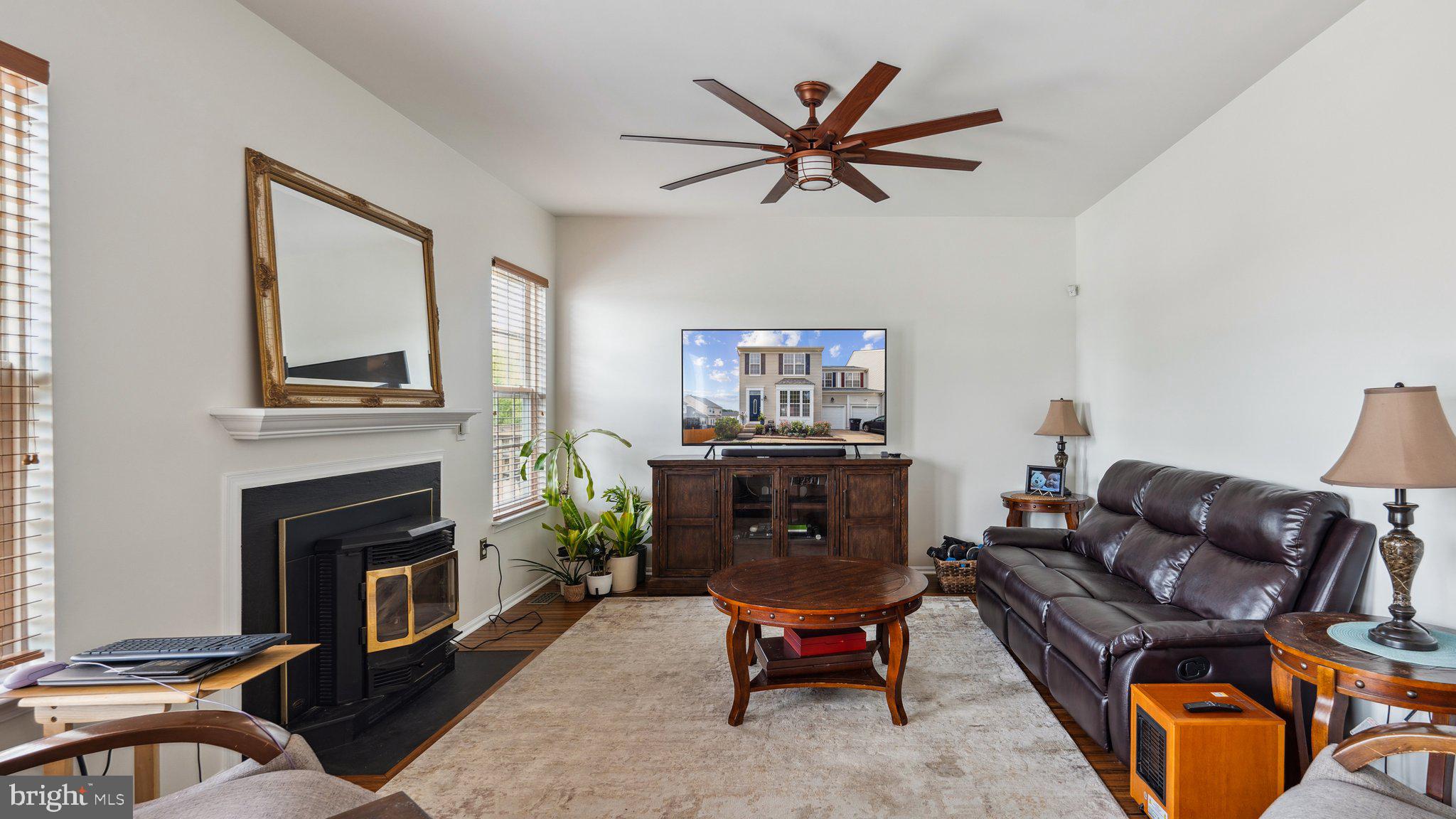 APPLE GROVE - Residential