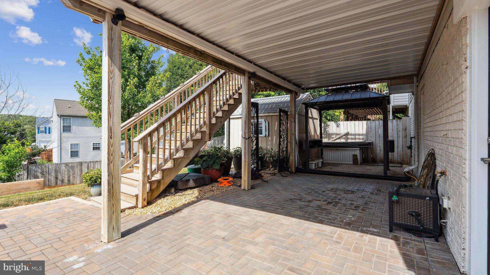 APPLE GROVE - Residential