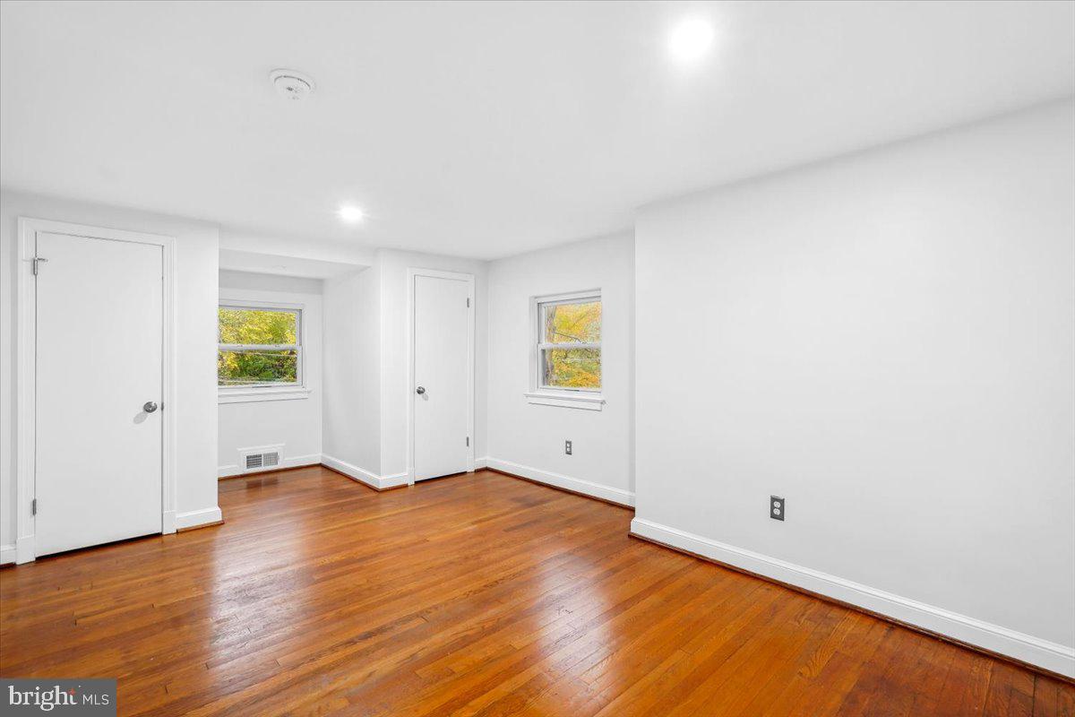 INDIAN SPRING PARK - Residential Lease