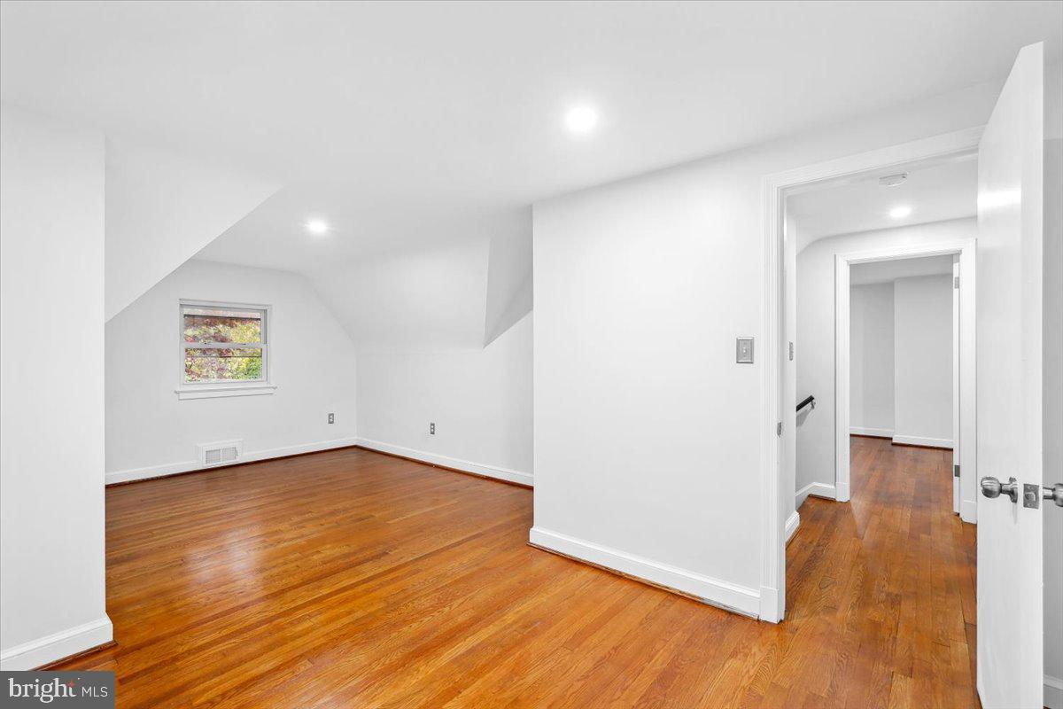 INDIAN SPRING PARK - Residential Lease