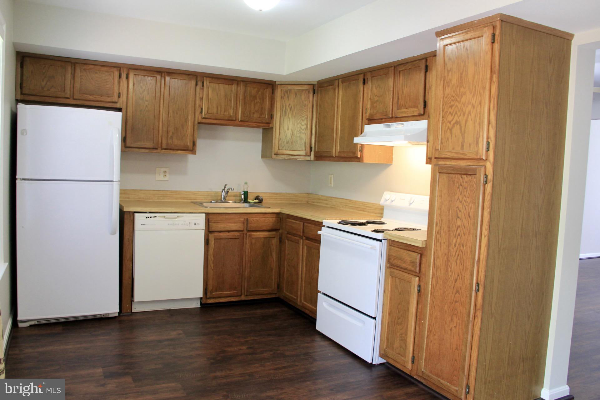 BEAU RIDGE ESTATES - Residential Lease