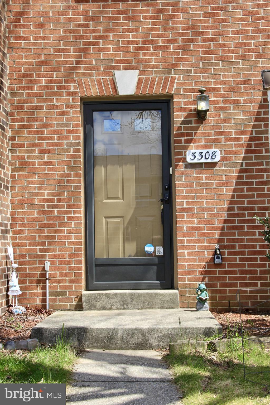 BEAU RIDGE ESTATES - Residential Lease