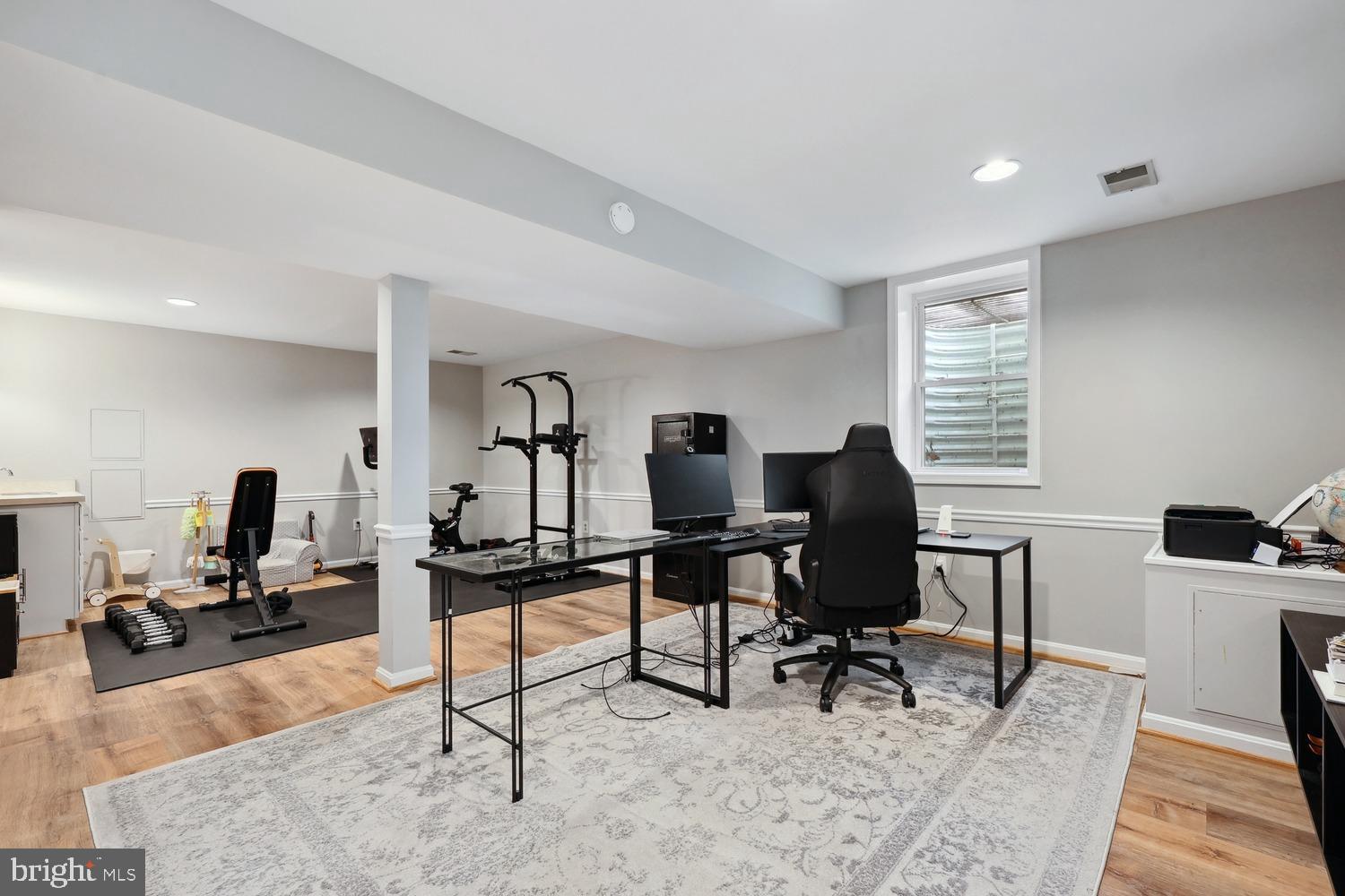 COUNTRYSIDE - Residential