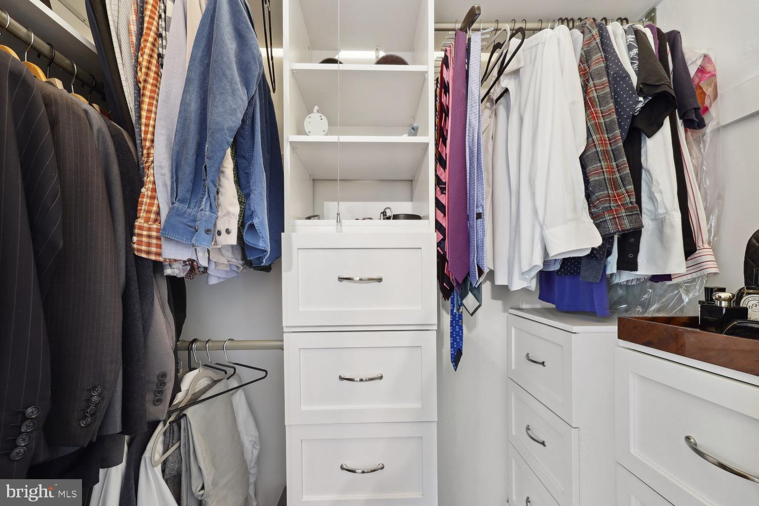 COUNTRYSIDE - Residential