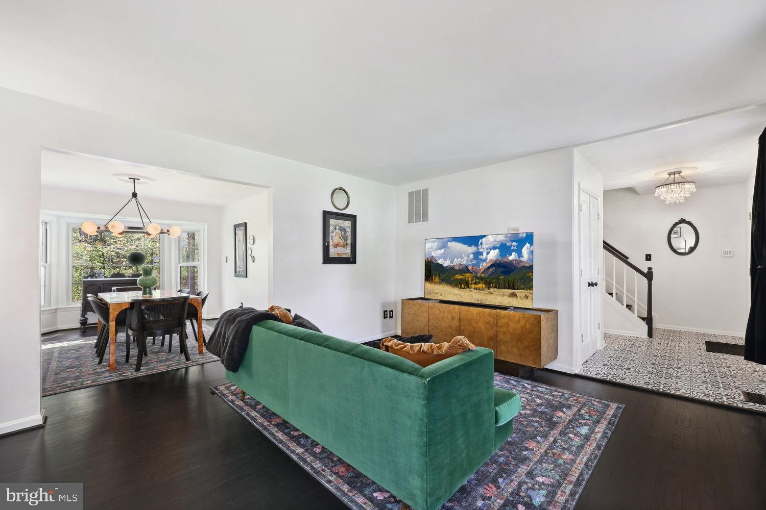 COUNTRYSIDE - Residential