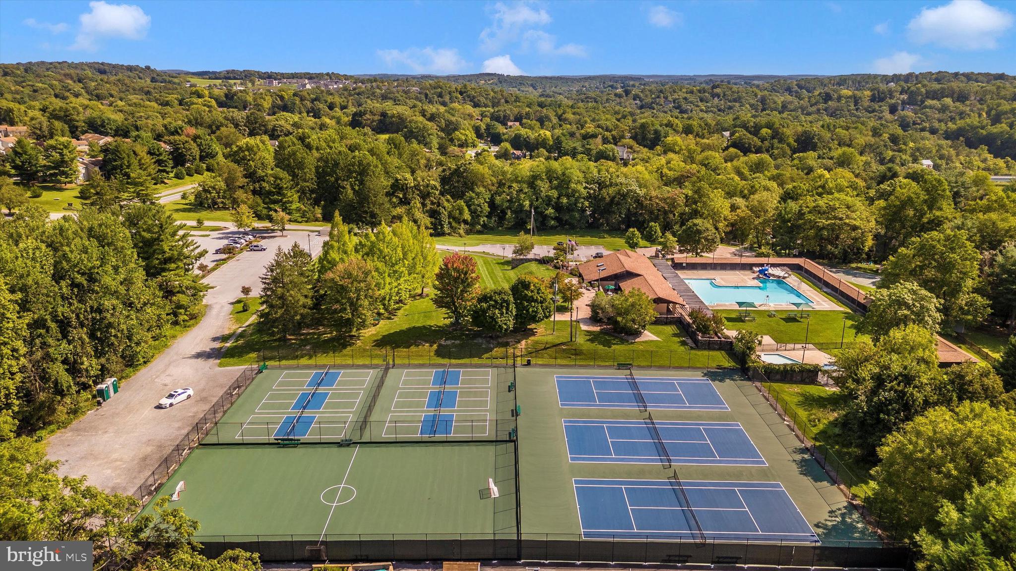 EAGLEHEAD SUMMERFIELD - Residential
