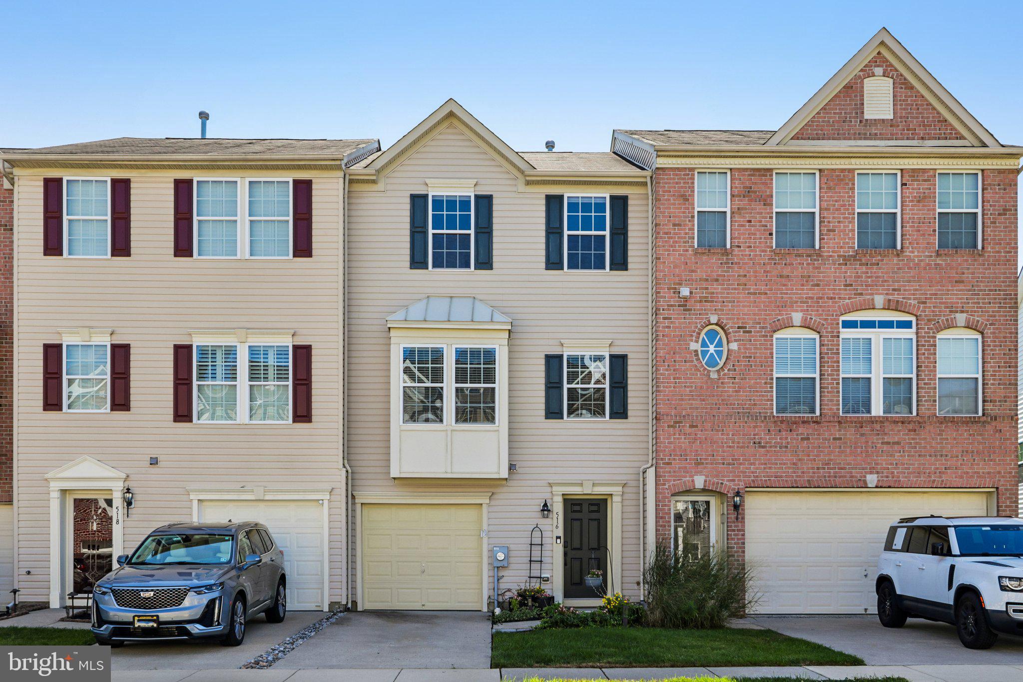 516 BOXWOOD LANE