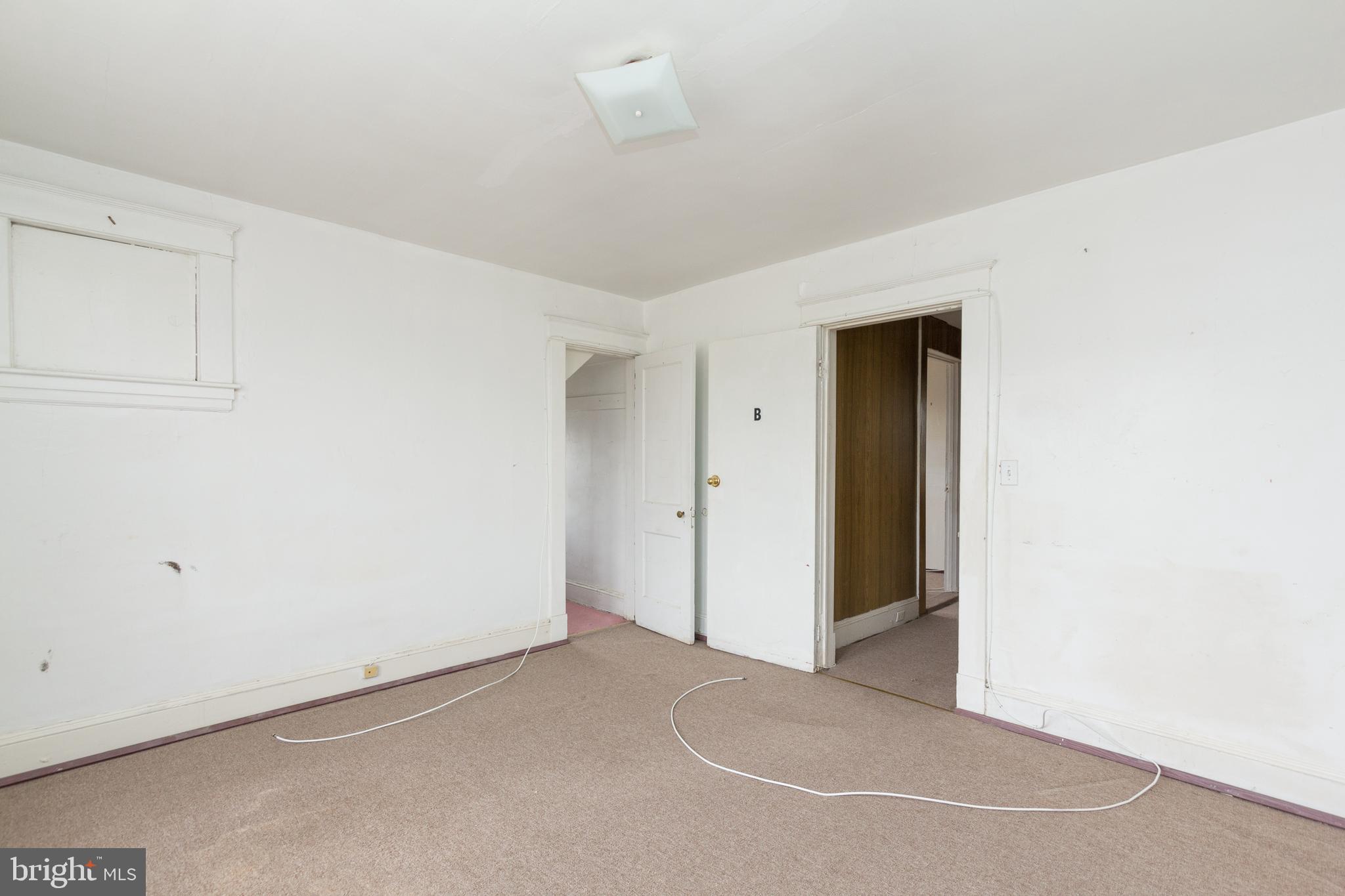 LAURAVILLE HISTORIC DISTRICT - Residential