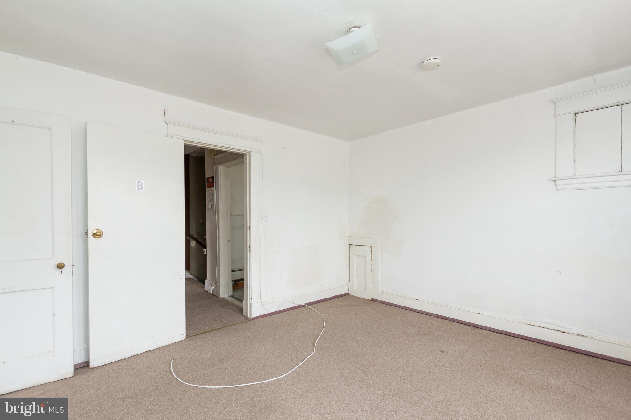 LAURAVILLE HISTORIC DISTRICT - Residential