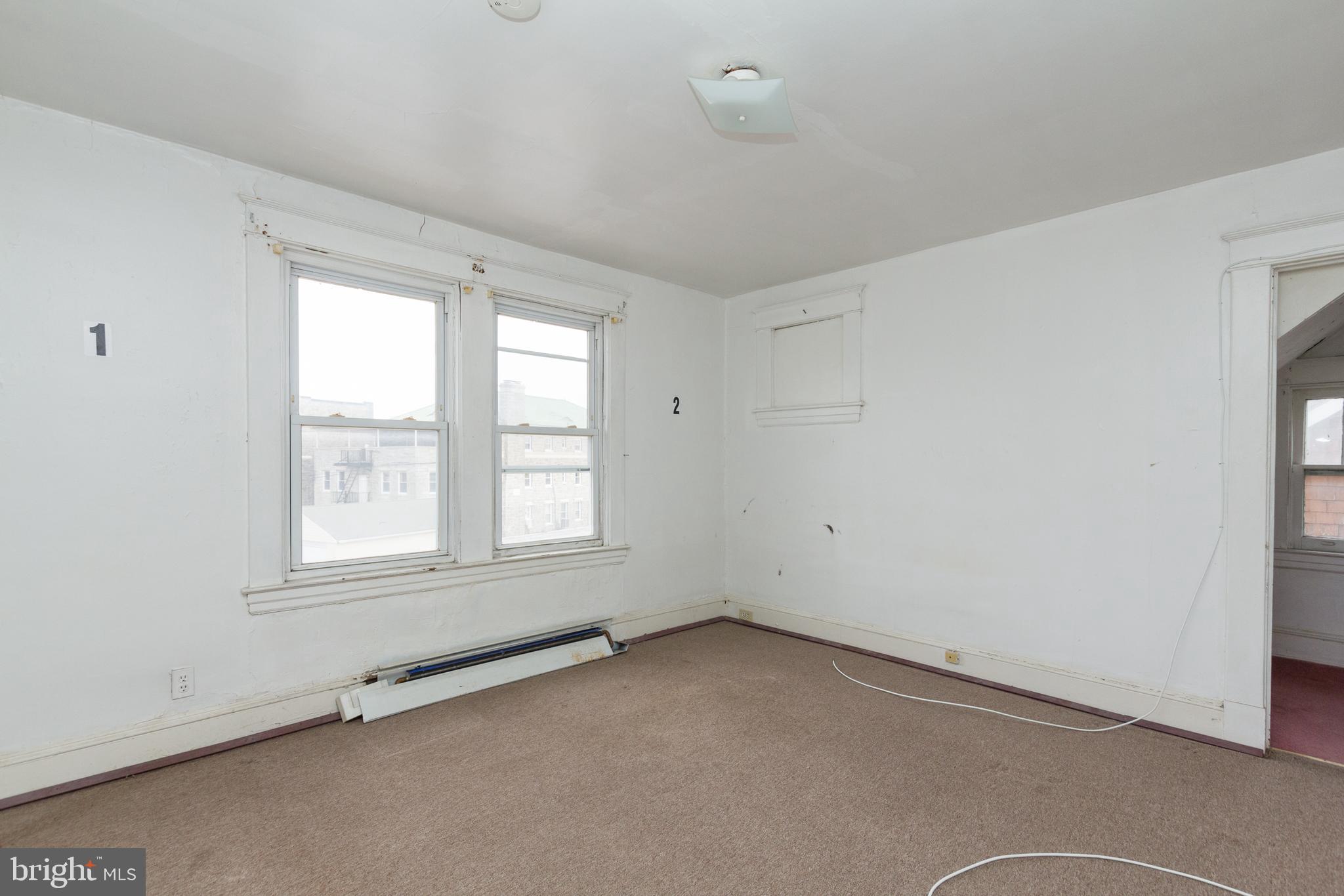 LAURAVILLE HISTORIC DISTRICT - Residential