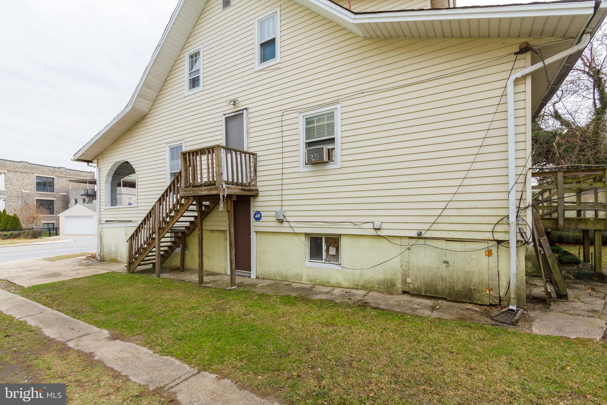 LAURAVILLE HISTORIC DISTRICT - Residential