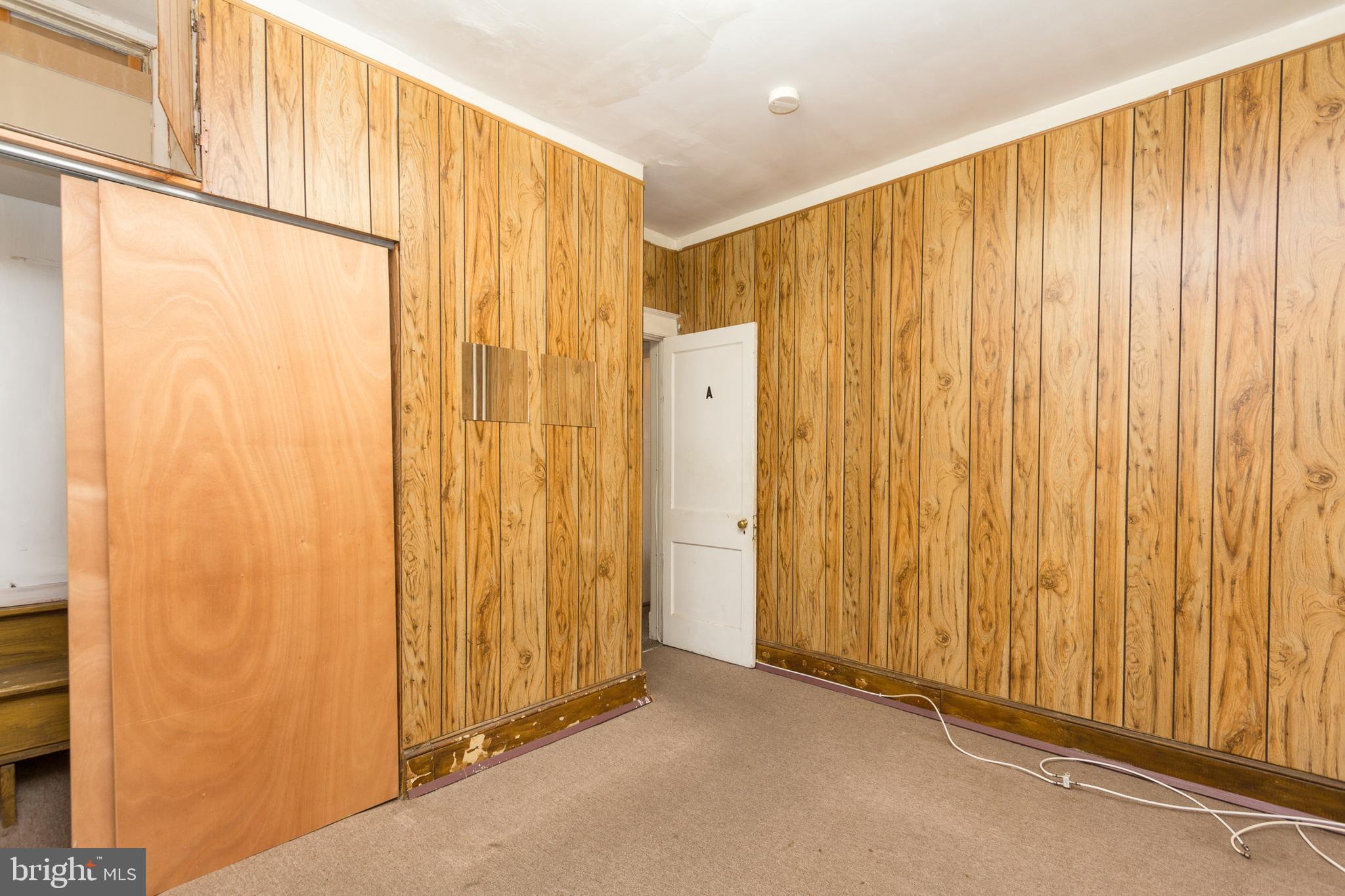 LAURAVILLE HISTORIC DISTRICT - Residential