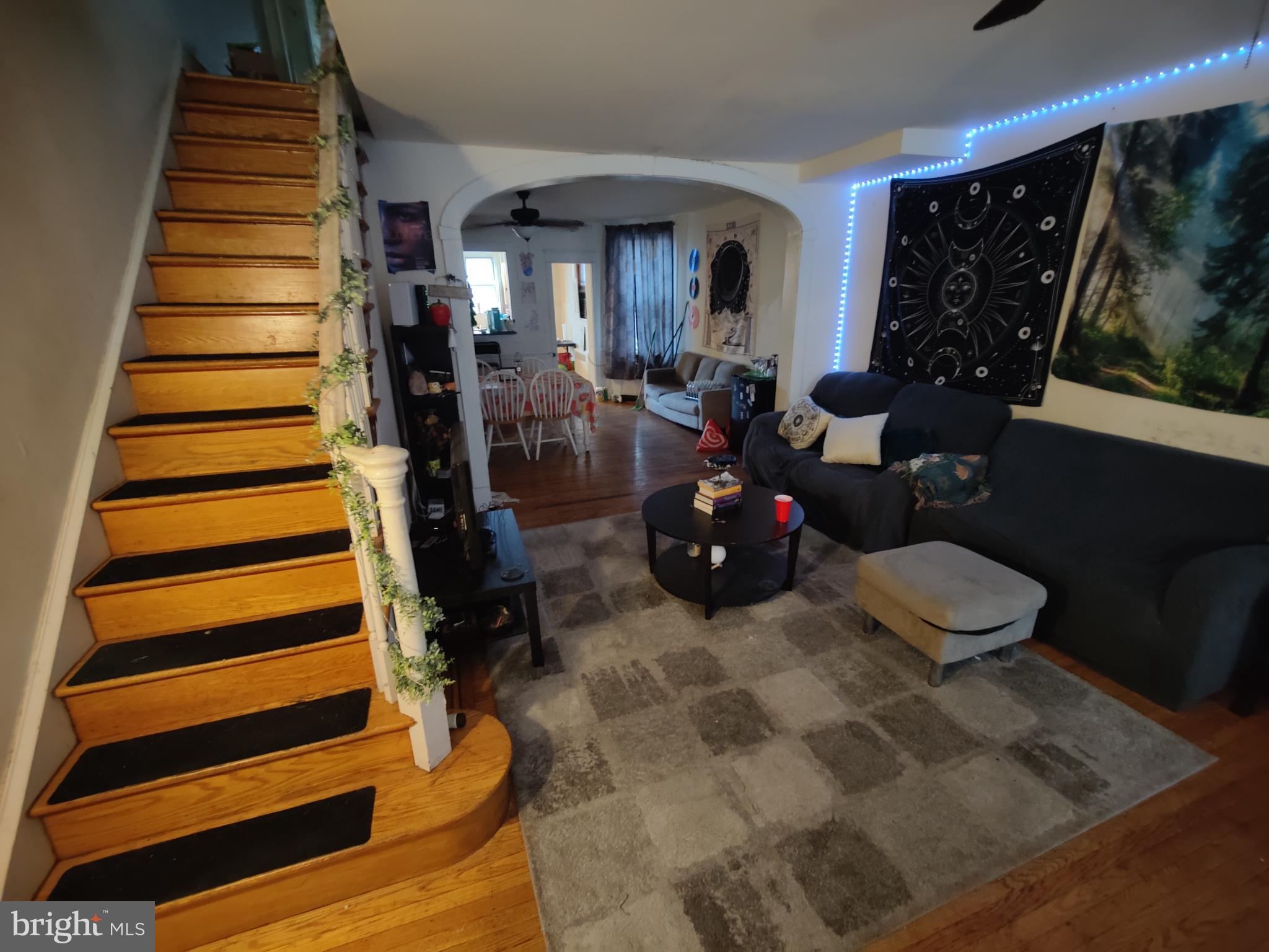 WEST OAK LANE - Residential