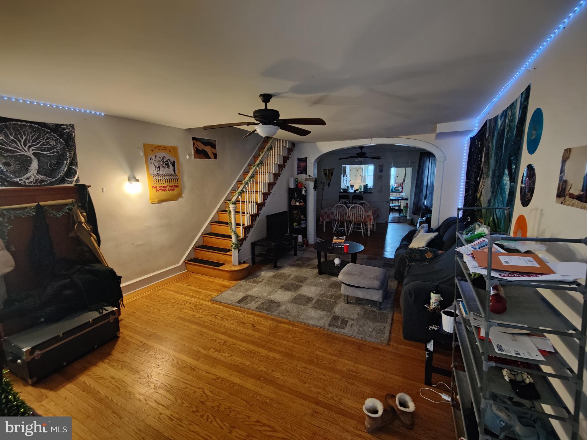 WEST OAK LANE - Residential