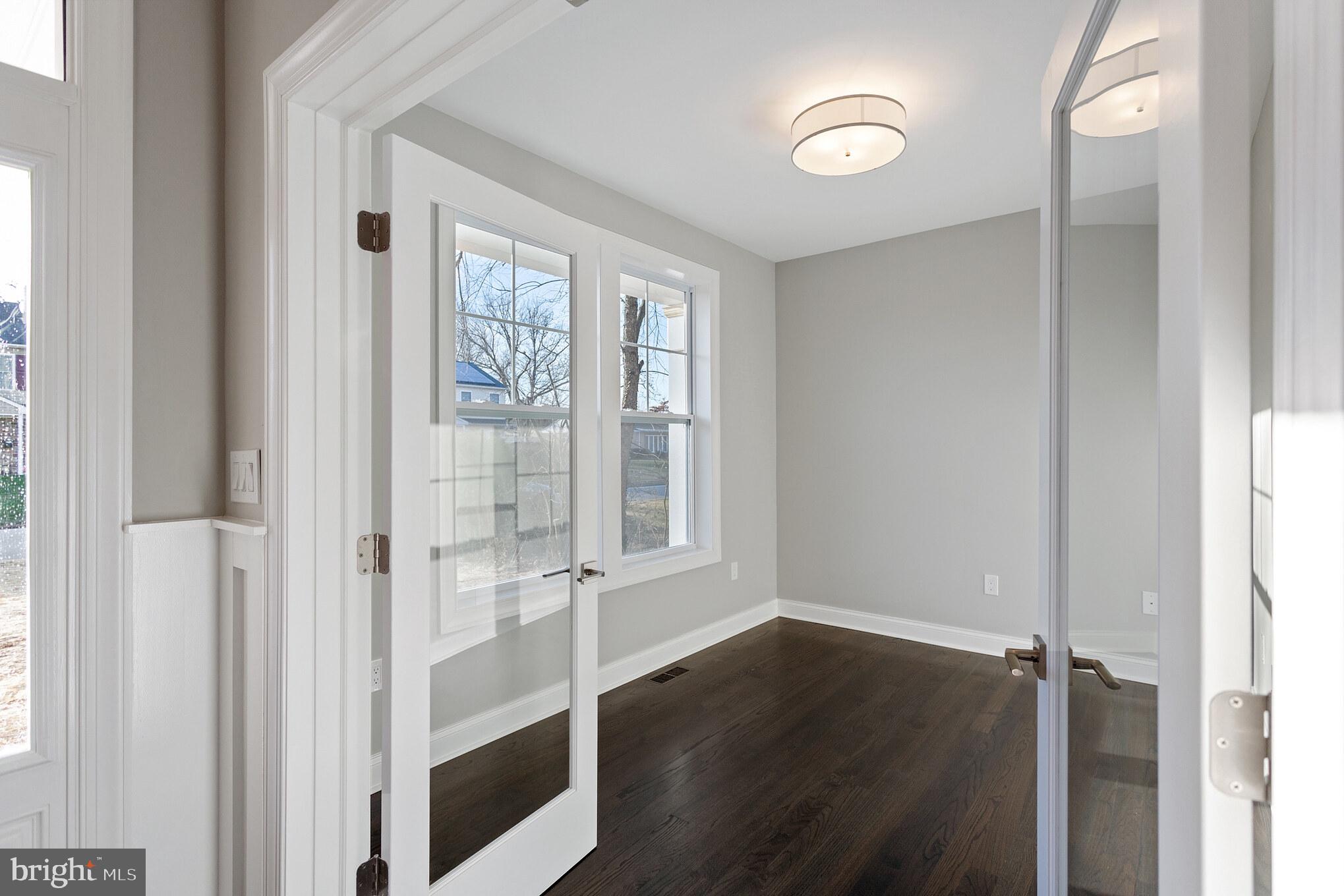 CONSHOHOCKEN - Residential