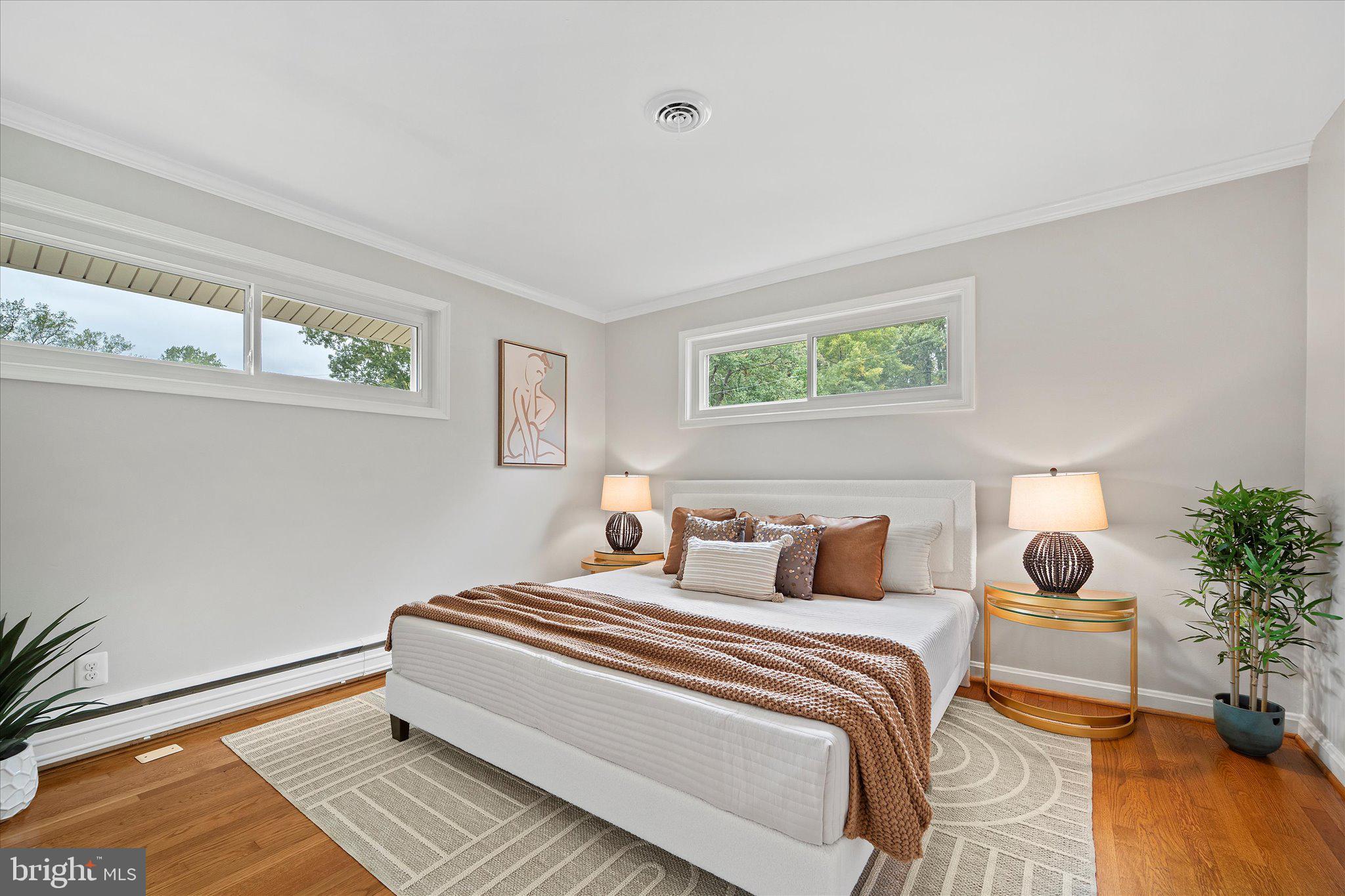 COUNTRY CLUB HILLS - Residential