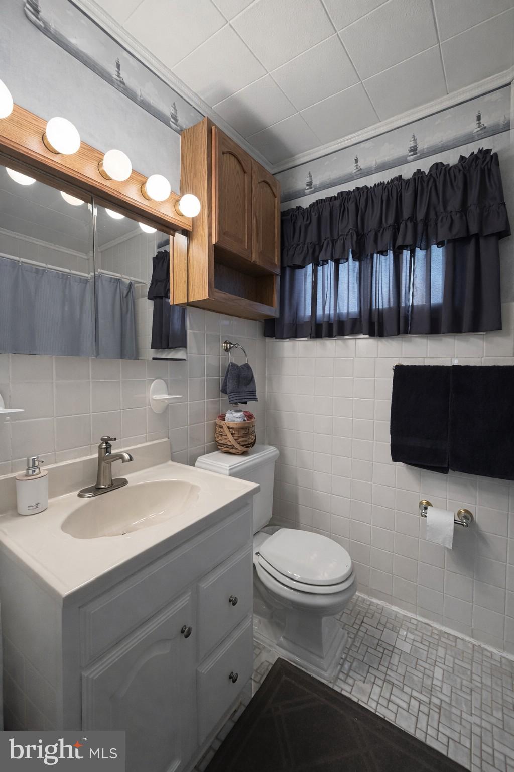 FAIRLESS HILLS - Residential