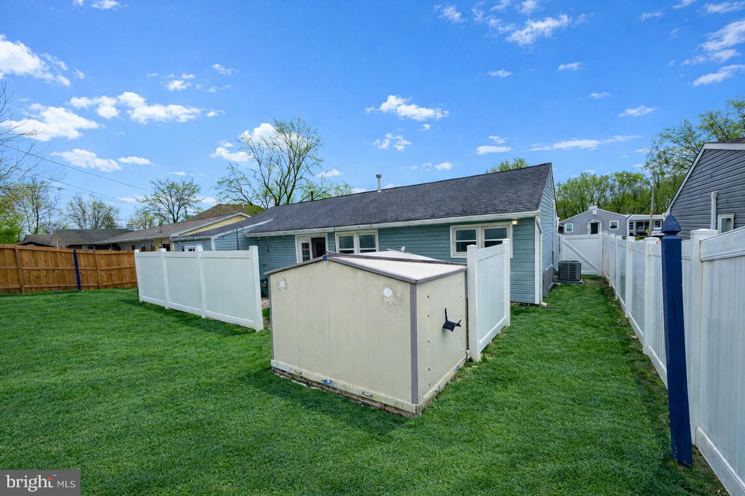 FAIRLESS HILLS - Residential