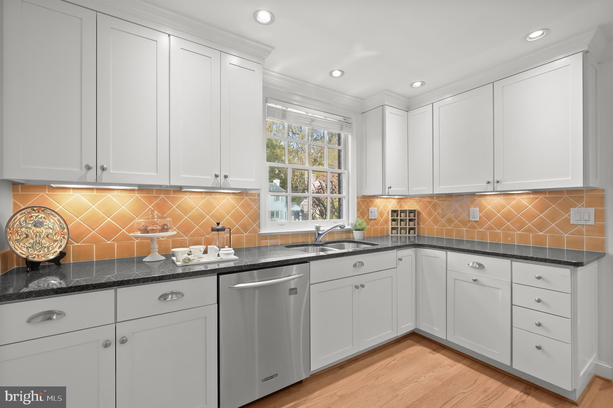 WESTMORELAND HILLS - Residential