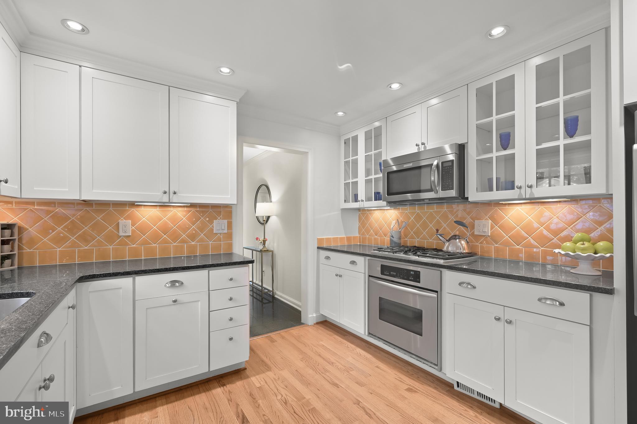 WESTMORELAND HILLS - Residential