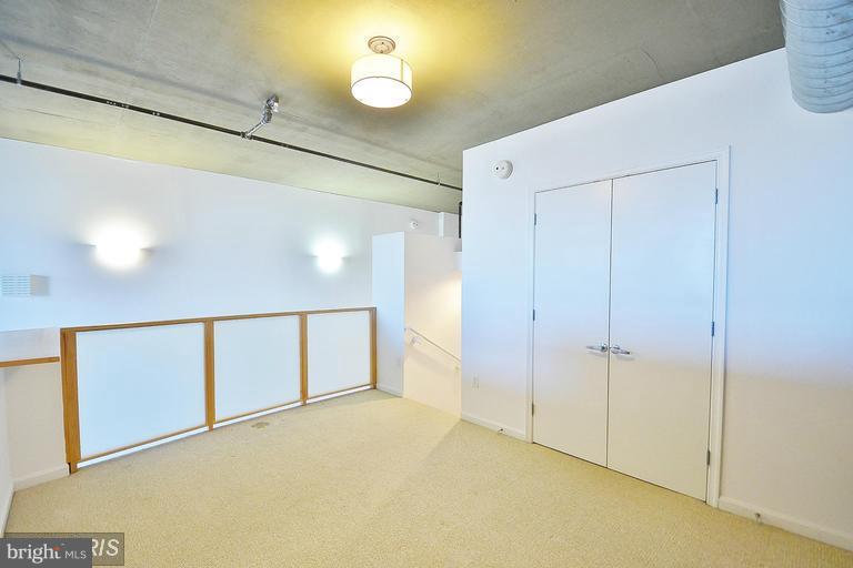 SHIRLINGTON VILLAGE - Residential Lease