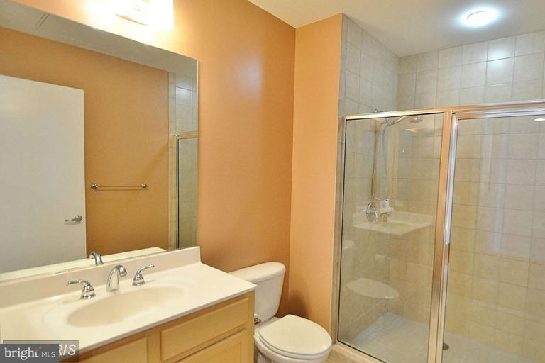 SHIRLINGTON VILLAGE - Residential Lease