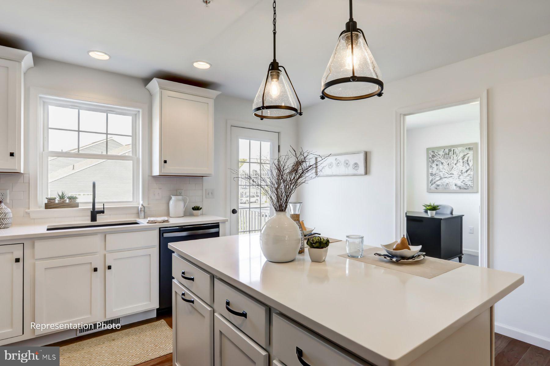 MAYAPPLE WOODS - Residential