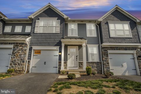 127 BEECH TREE COURT ANNVILLE PA 17003