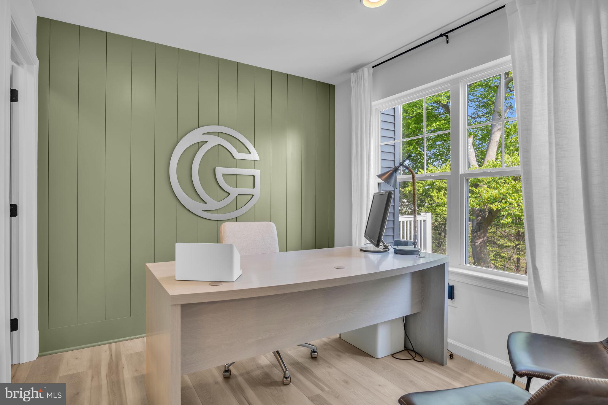 MAYAPPLE WOODS - Residential