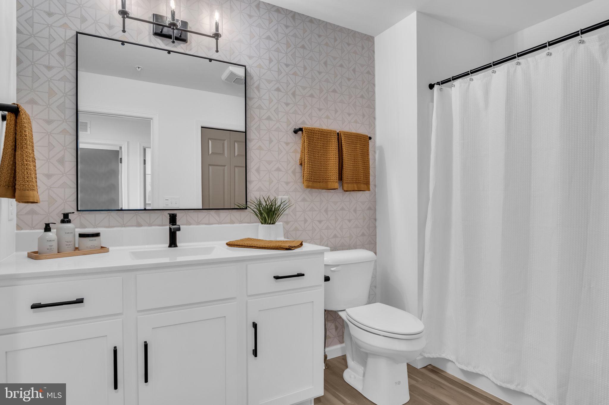 MAYAPPLE WOODS - Residential