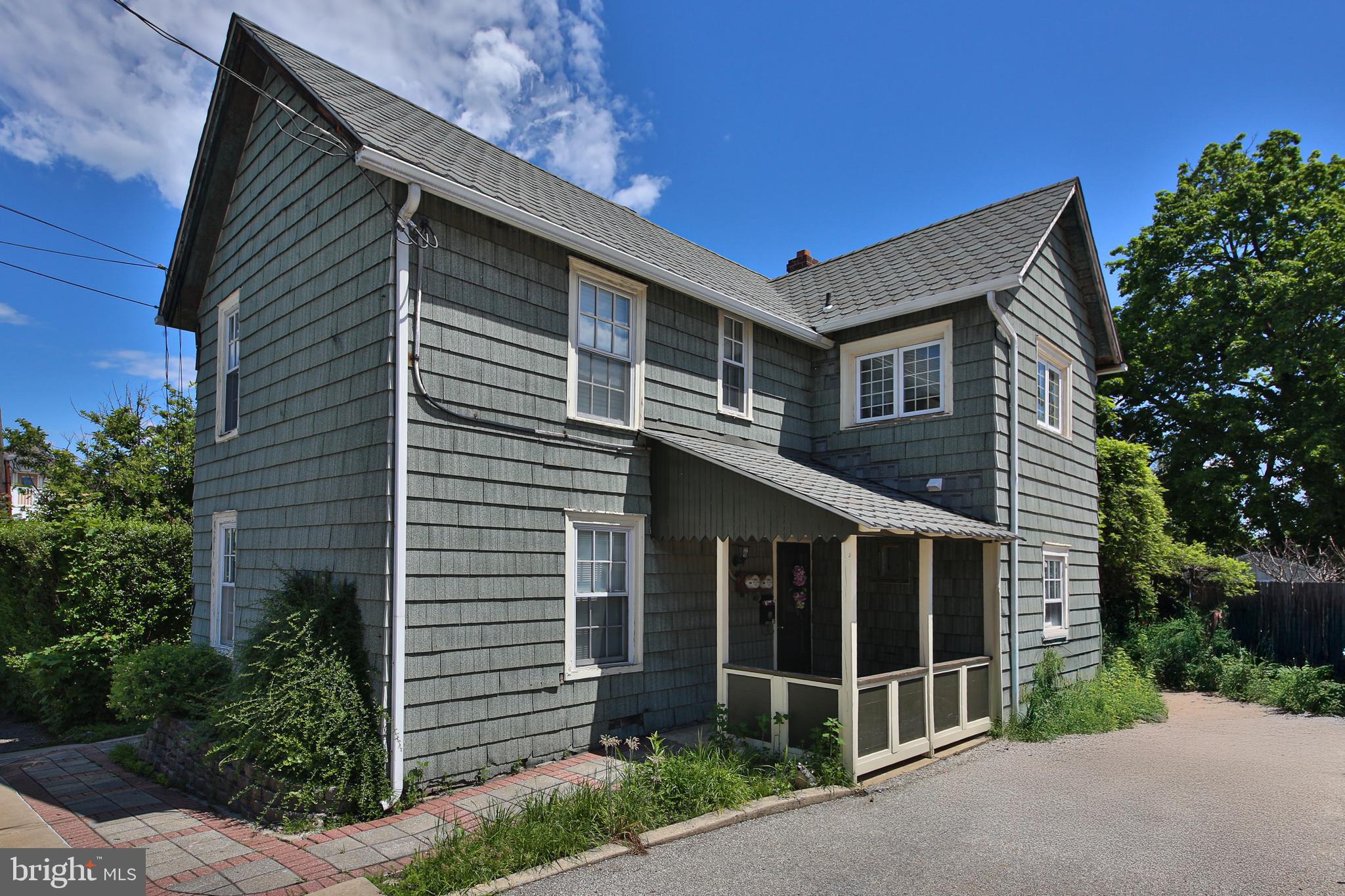 17 MAIN AVENUE