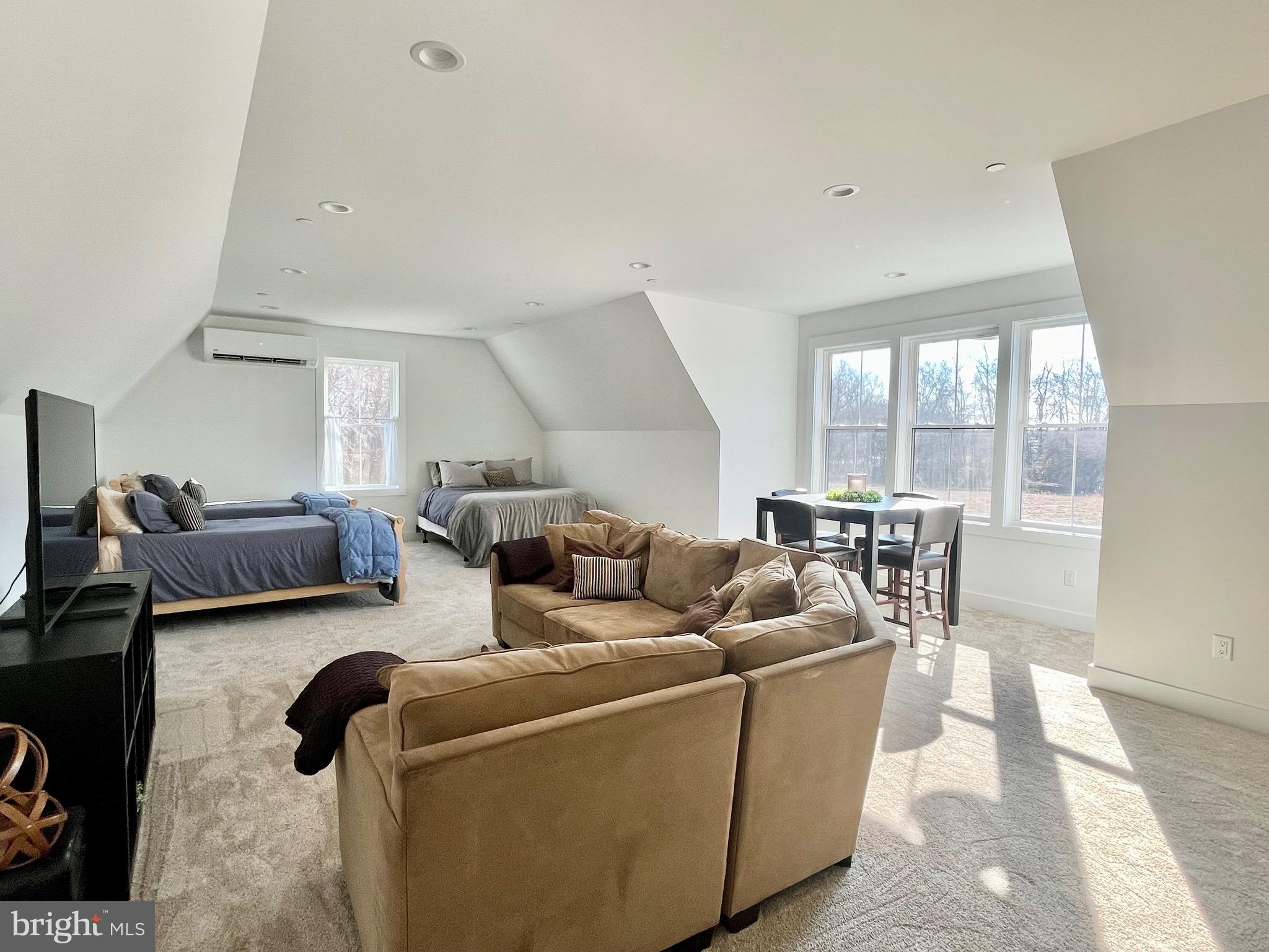 WILLOW BRANCH EAST - Residential