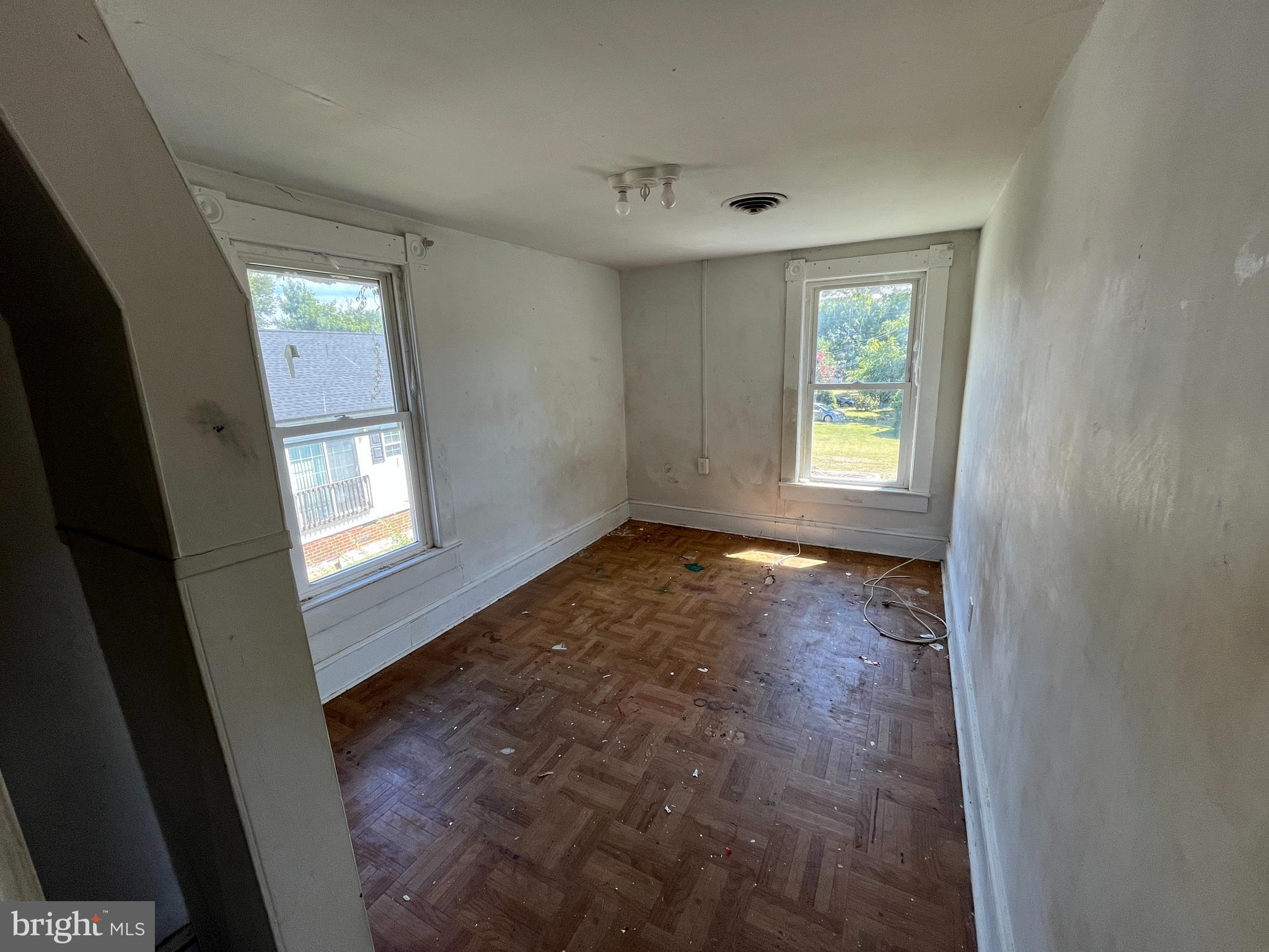 MAYFIELD - Residential