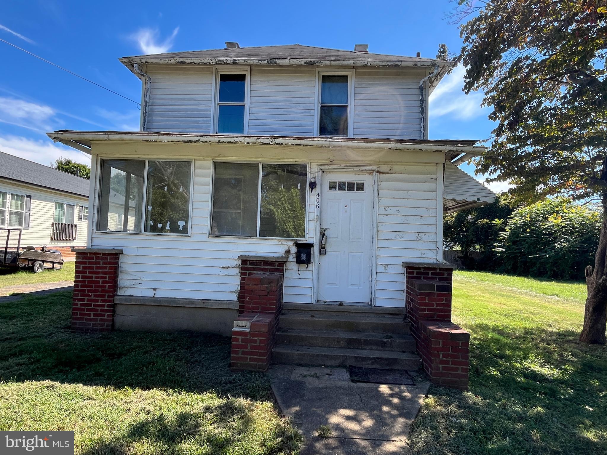 MAYFIELD - Residential