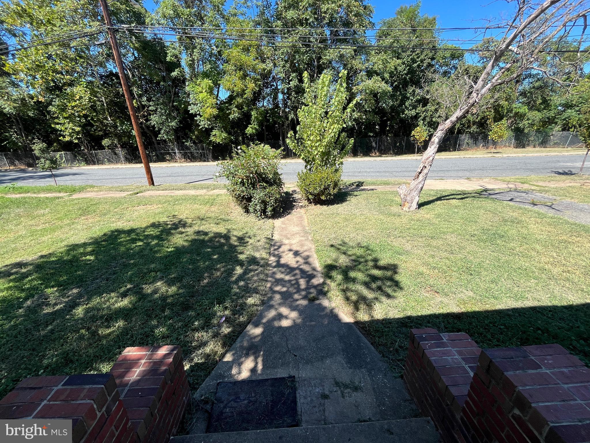 MAYFIELD - Residential