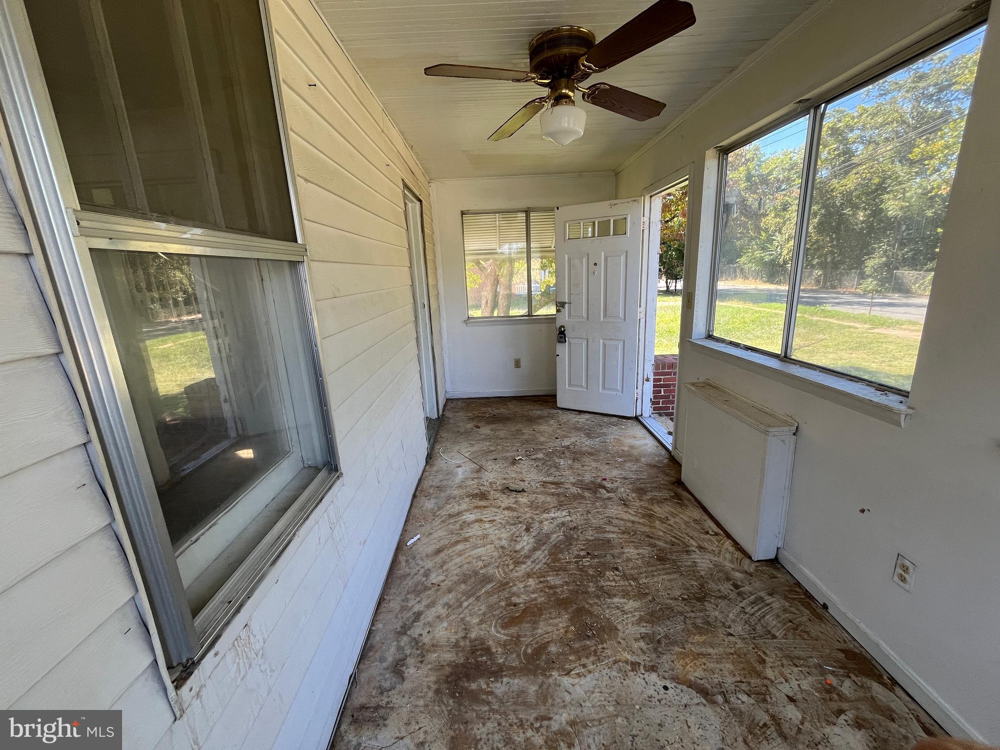 MAYFIELD - Residential